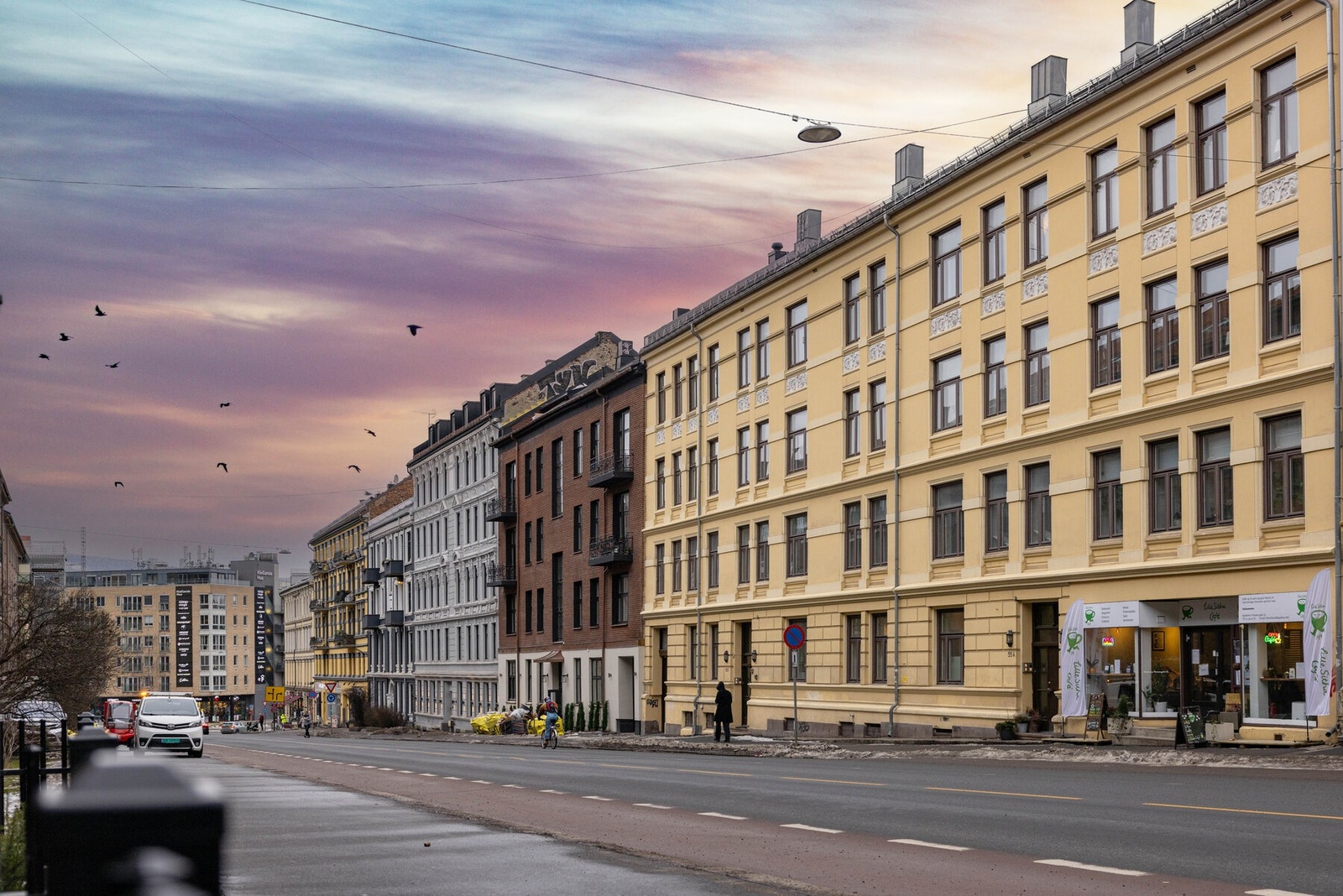 Allerede på utsiden av bygget får du et godt førsteinntrykk i møte med den klassiske fasaden. Galleribilde