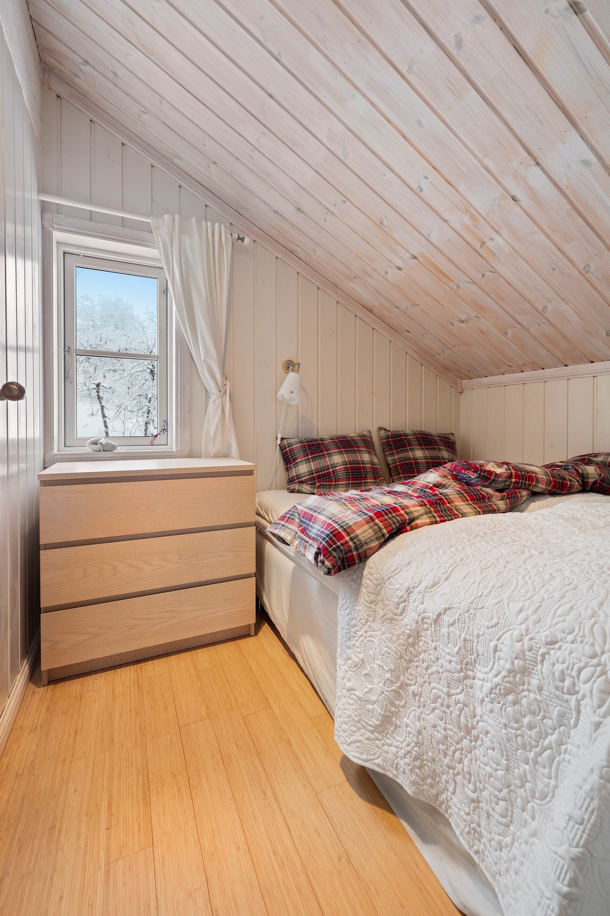 Soverom nr 4 Galleribilde