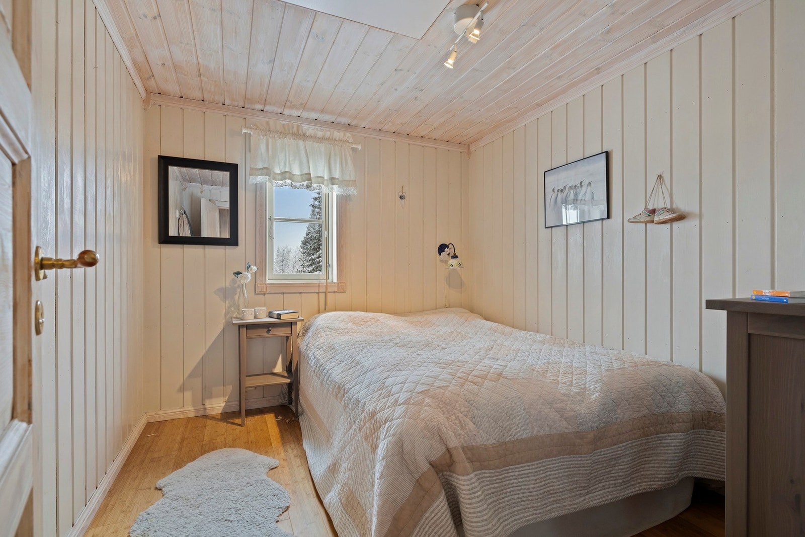 Soverom nr 2 Galleribilde