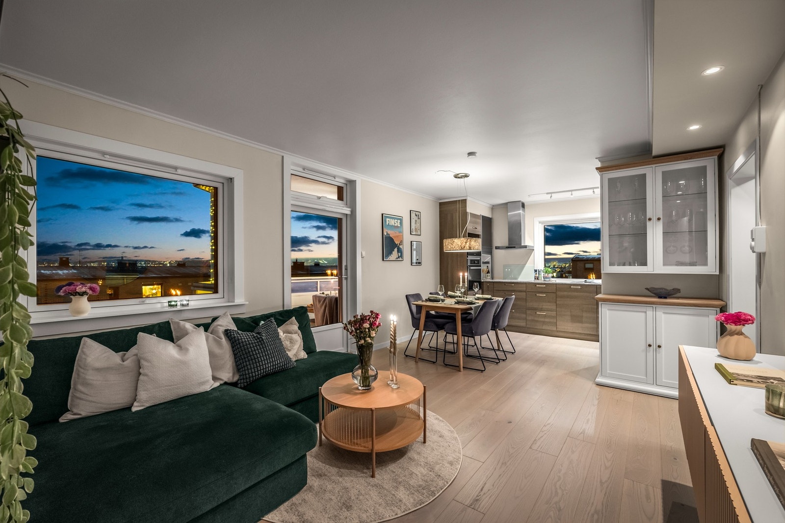 Velkommen til Bølerlia 61! Presentert av PrivatMegleren ved Joachim C. Nilsen. Foto: OhShots Galleribilde