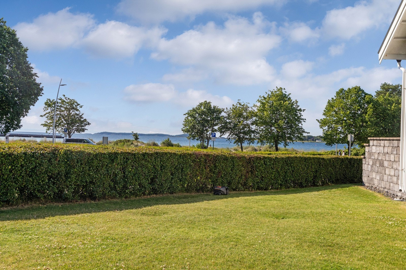Hagen byr på mye boltreplass for store og små. Galleribilde