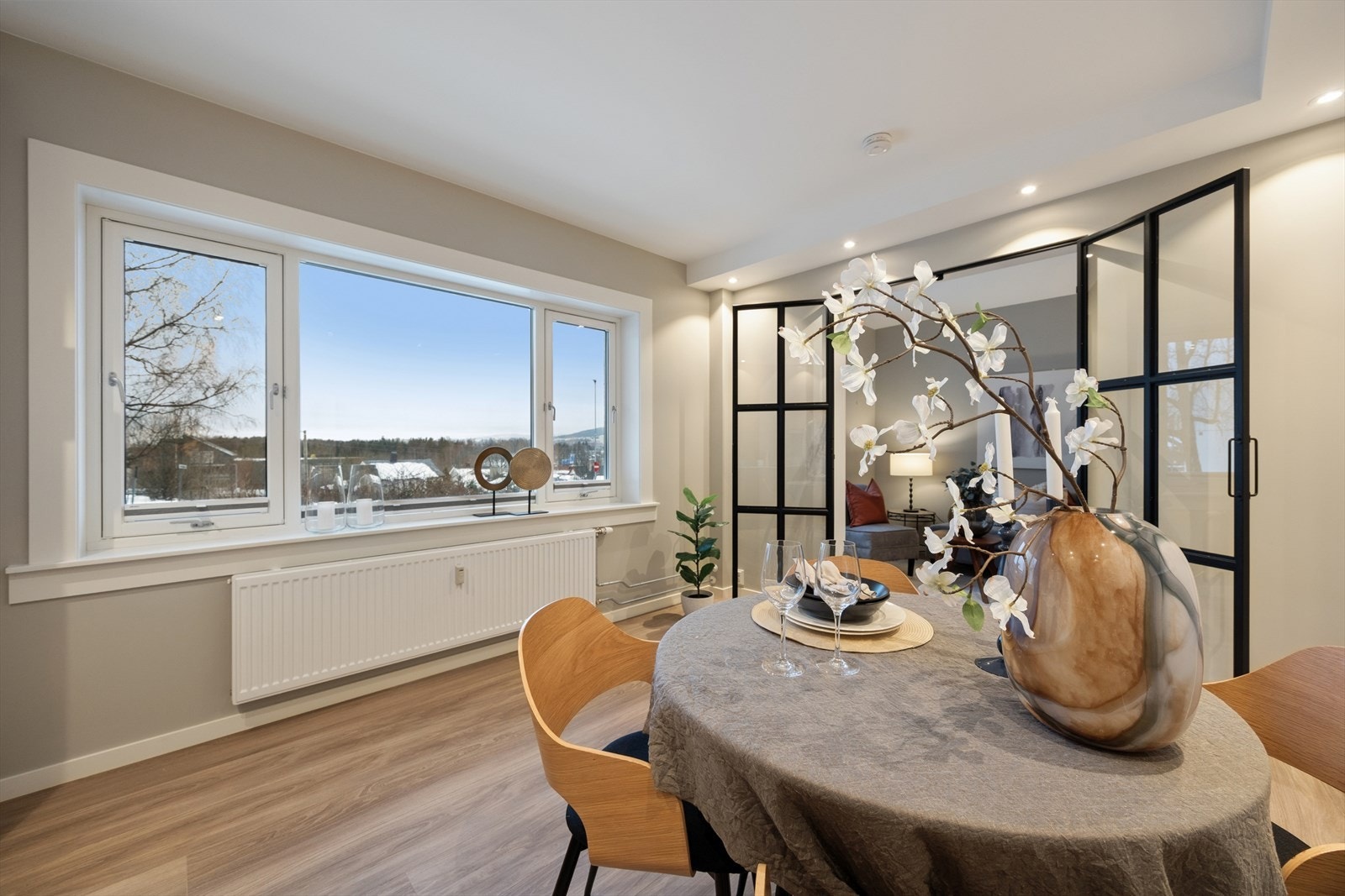 Daniel Olaisen v/DNB Eiendom har gleden av å presentere Lindeberglia 7! Galleribilde