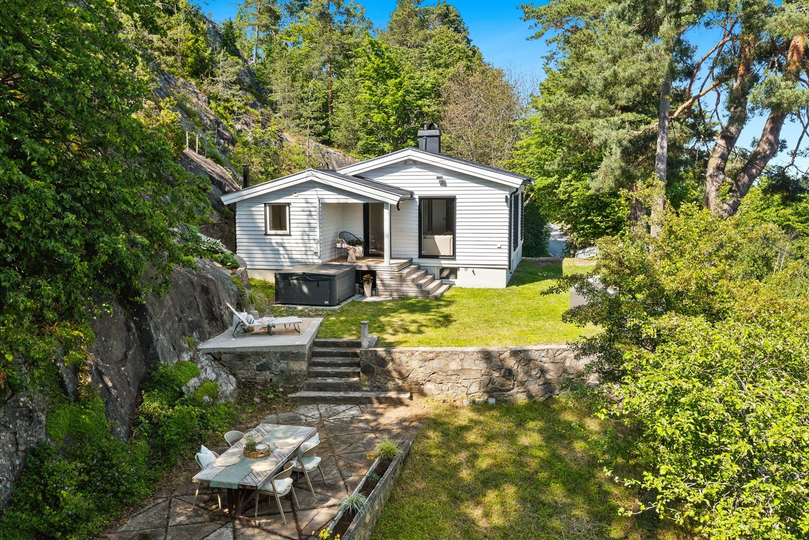 Yttervegger ble i 2022 lektet ut og isolert fra innsiden. Galleribilde