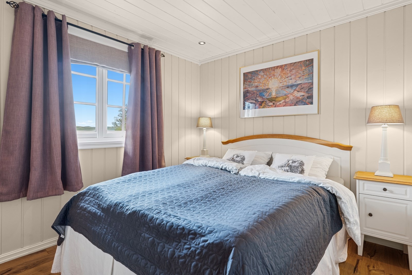 Soverom 2 er også av god størrelse. Galleribilde