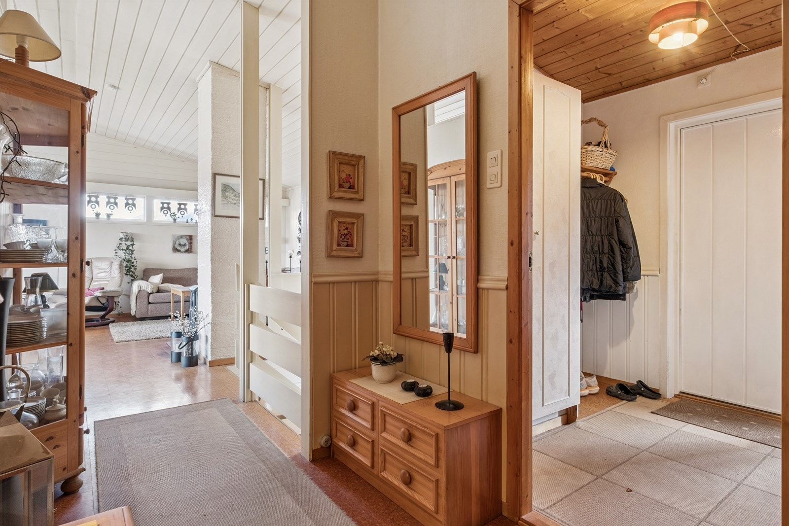 Mellomgang 1 etg Galleribilde