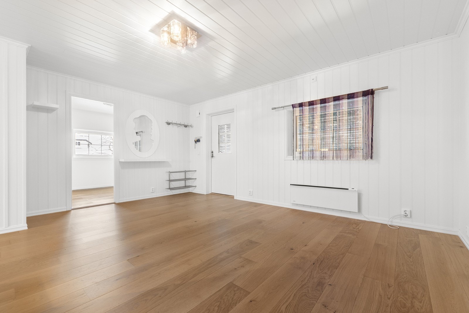 Innredet rom i driftsbygningen. Galleribilde