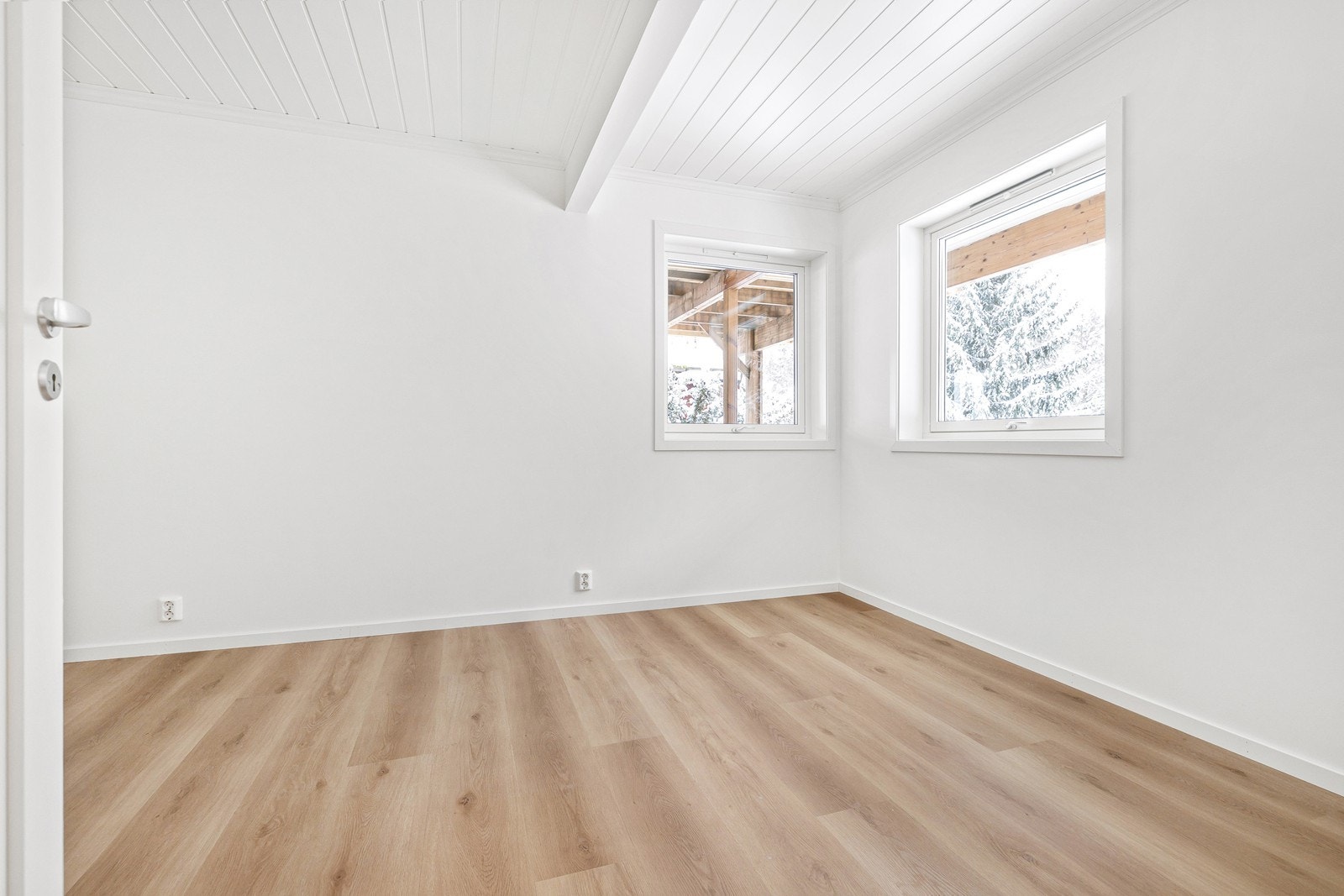 Innredet rom i kjelleretasjen (tidligere allrom). Galleribilde