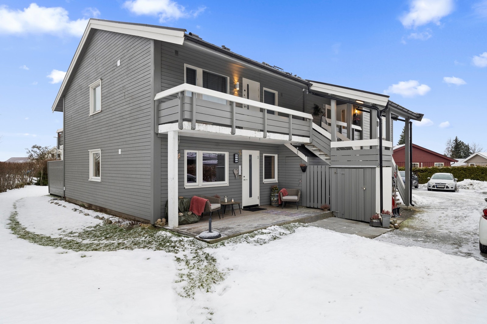 Boligen ligger innerst i 1. etasje og har store fine fellesområder. Galleribilde