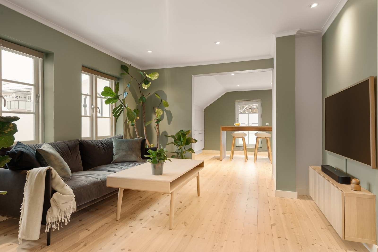 Store deler av overflatene ble pusset opp og modernisert i 2018. Galleribilde