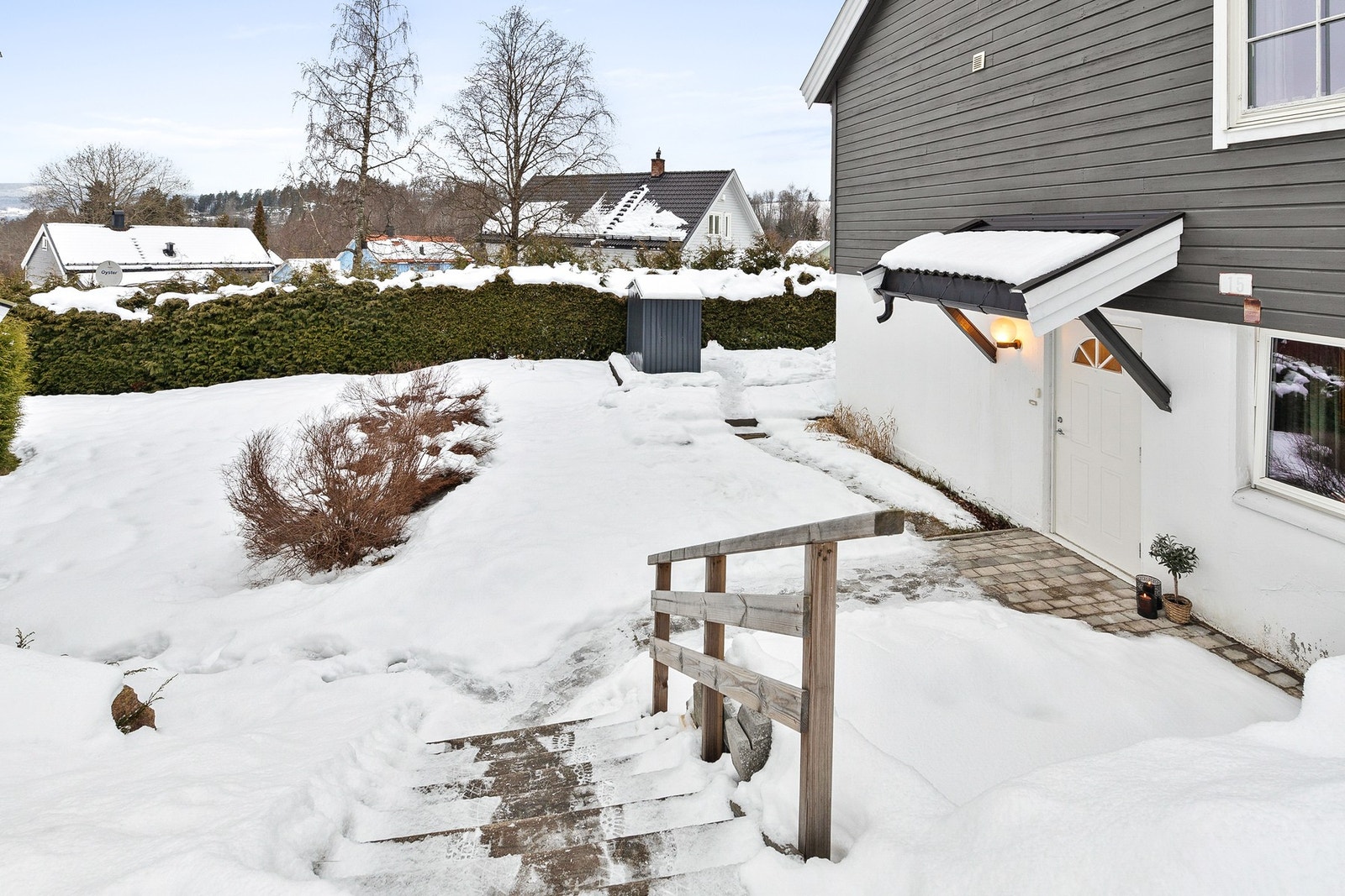 Overbygget inngangsparti Galleribilde