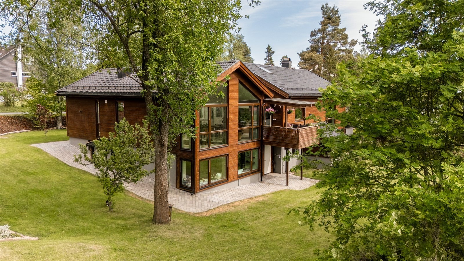 Her får du en koselig og innholdsrik enebolig, som ble tilbygget i 2019. Galleribilde