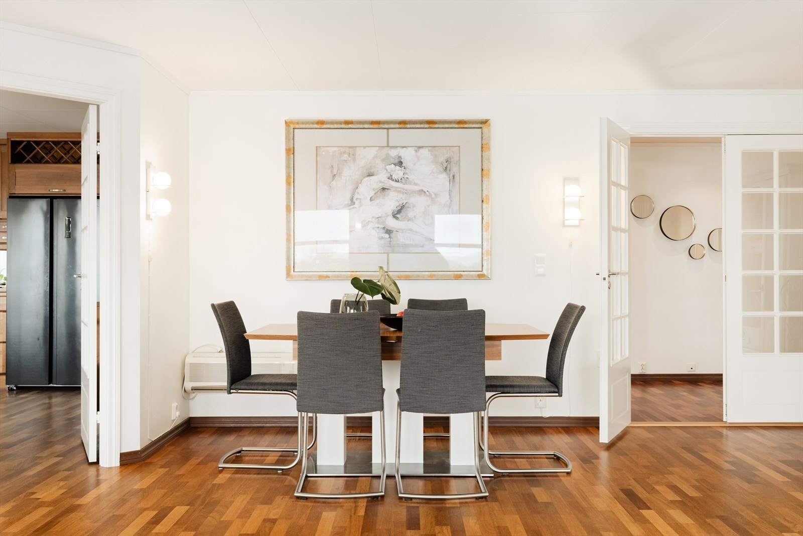 Her kan familien samles rundt spisebordet. Galleribilde