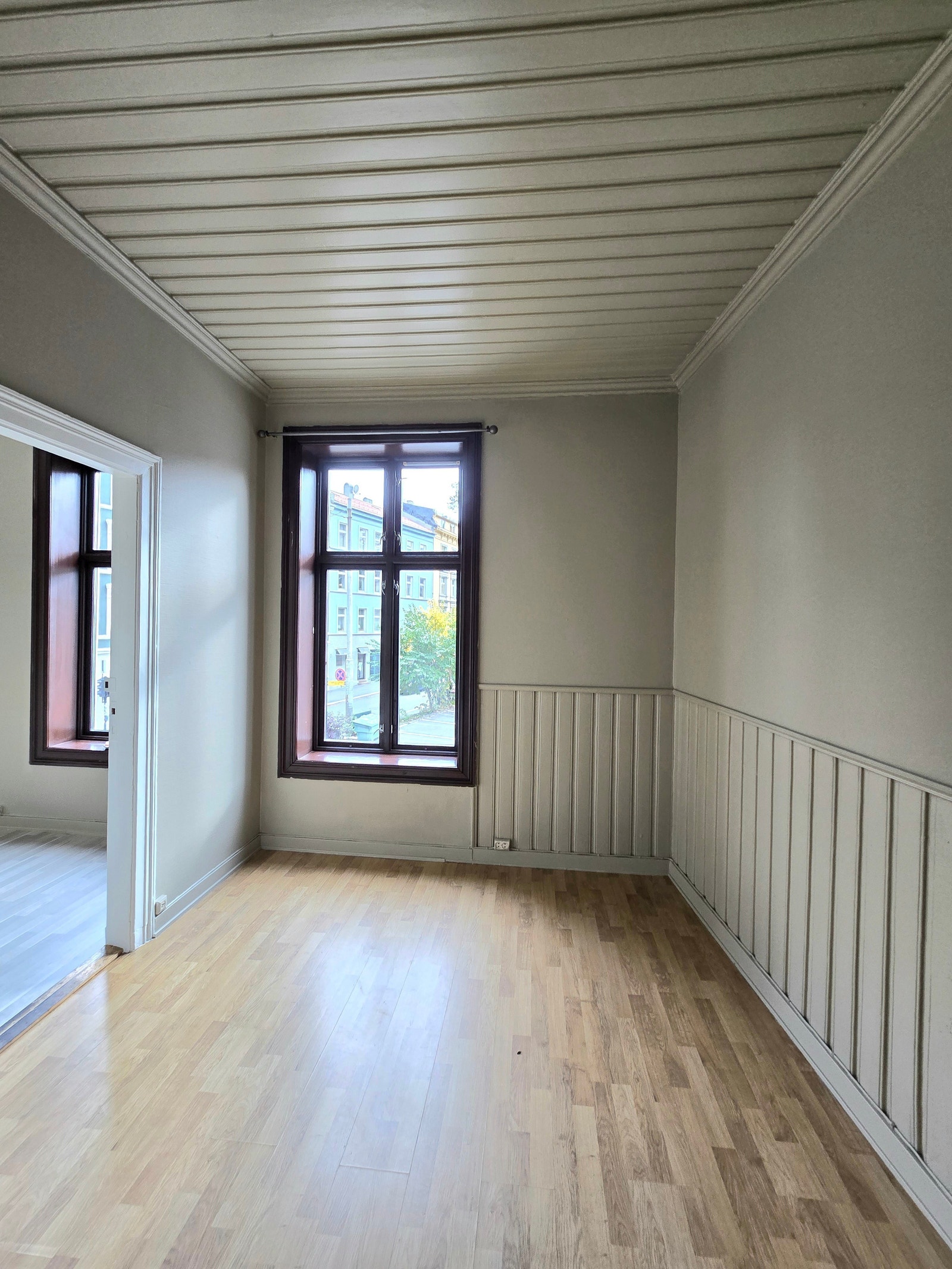 Soverom med gjennomgang til kjk Galleribilde