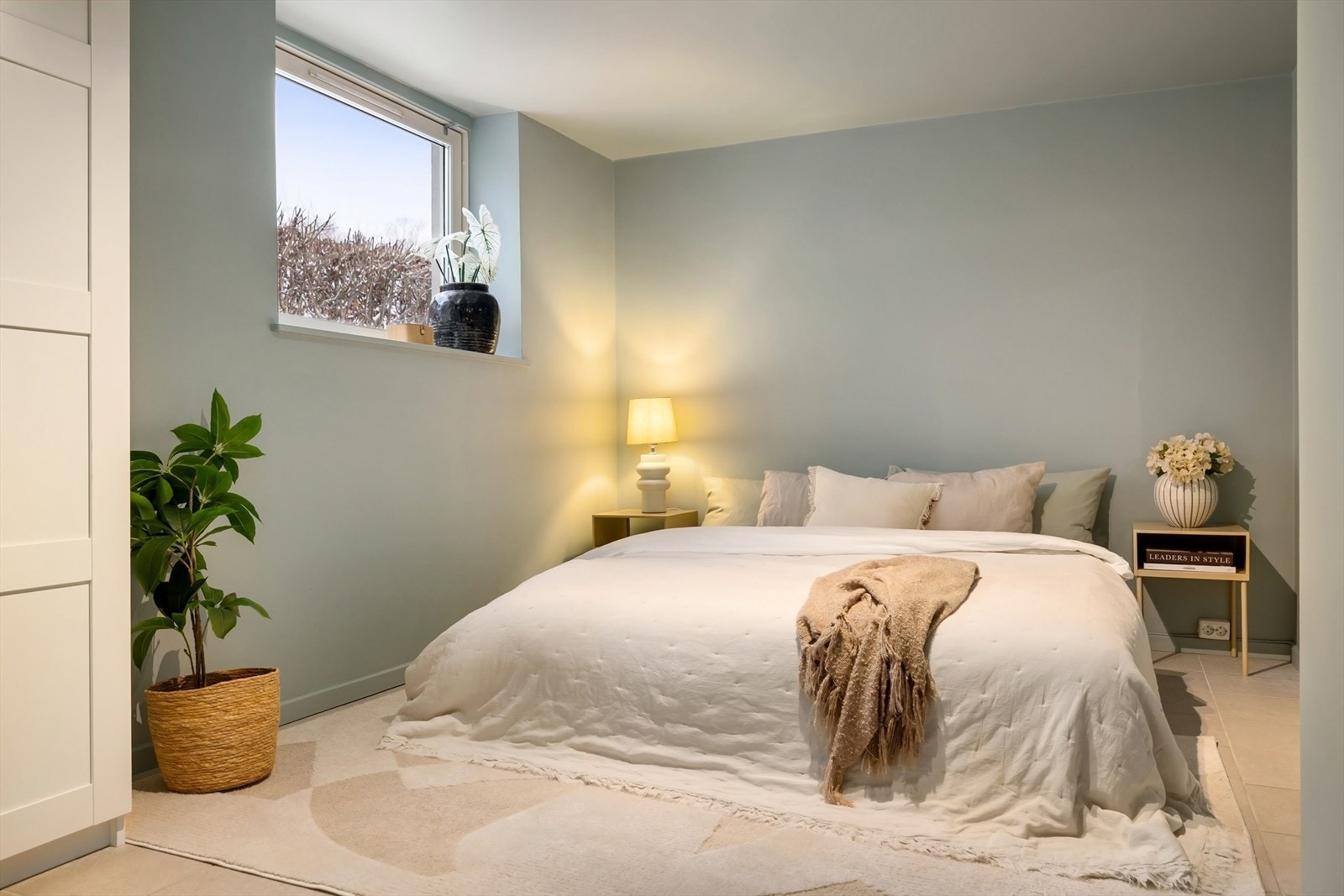 Innredet rom som av selger har blitt benyttet som soverom. Galleribilde