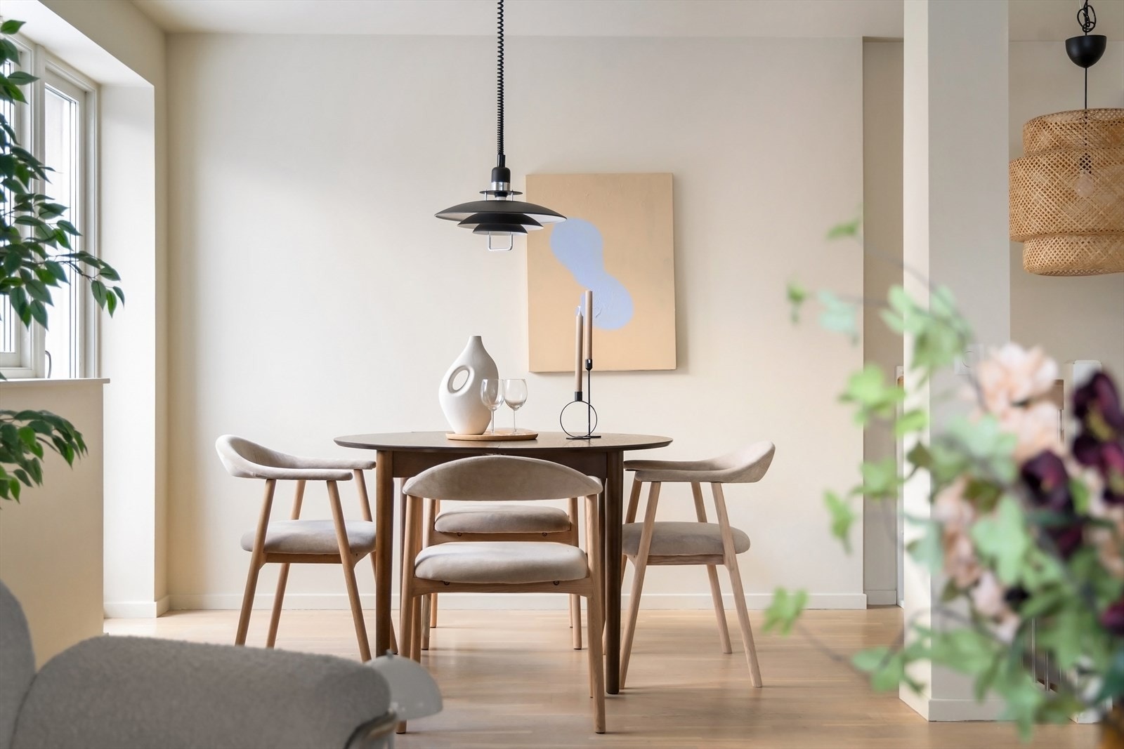 Boligen ble pusset opp i 2005 og holder god standard. Galleribilde