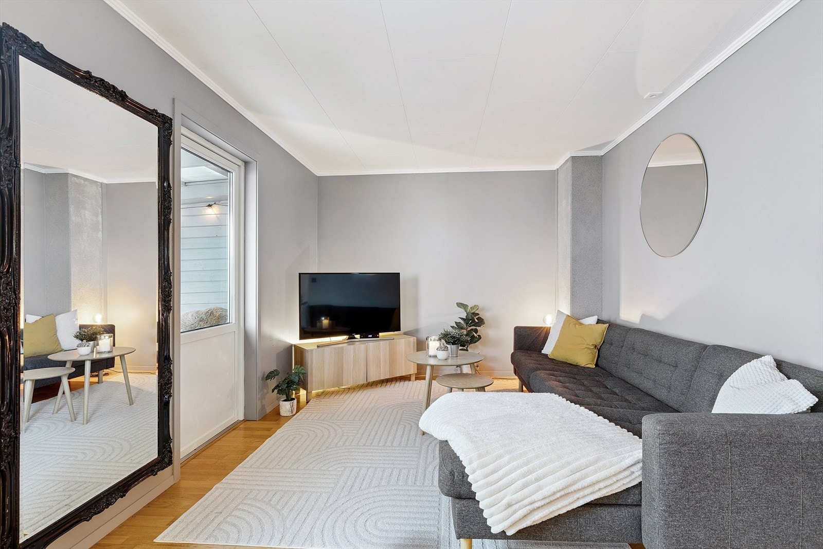 Boligen har pipe, noe som gir mulighet for tilkobling av ildsted. Galleribilde