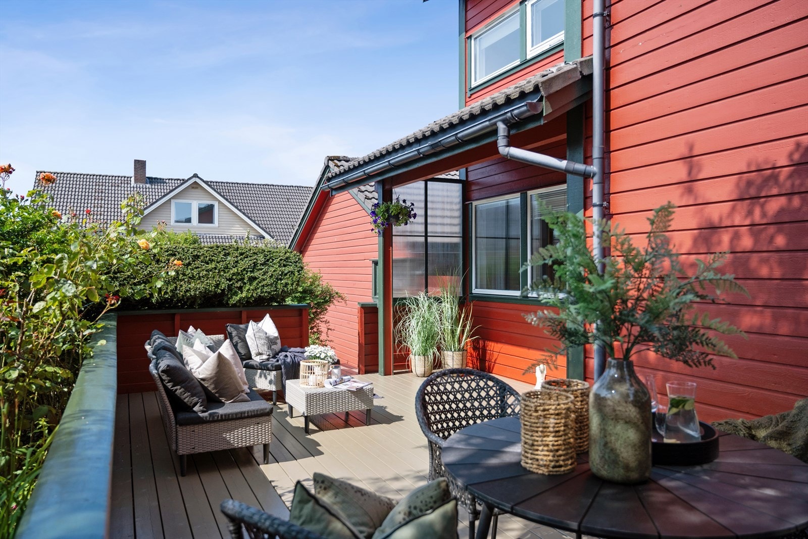 Smørblomstvegen 59 er en innholdsrik kjedet enebolig i Tananger. Galleribilde