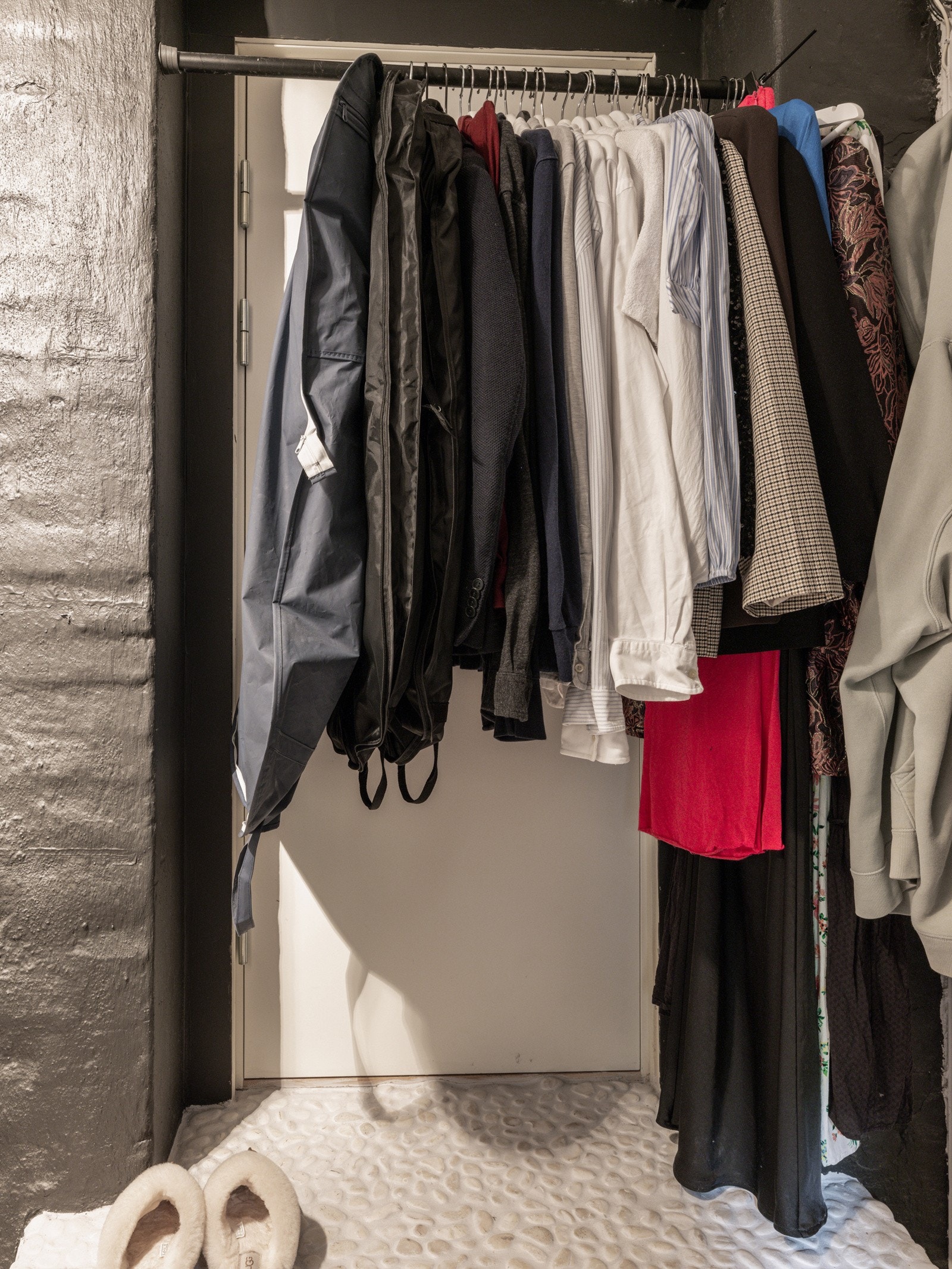 Klesoppheng på soverommet Galleribilde