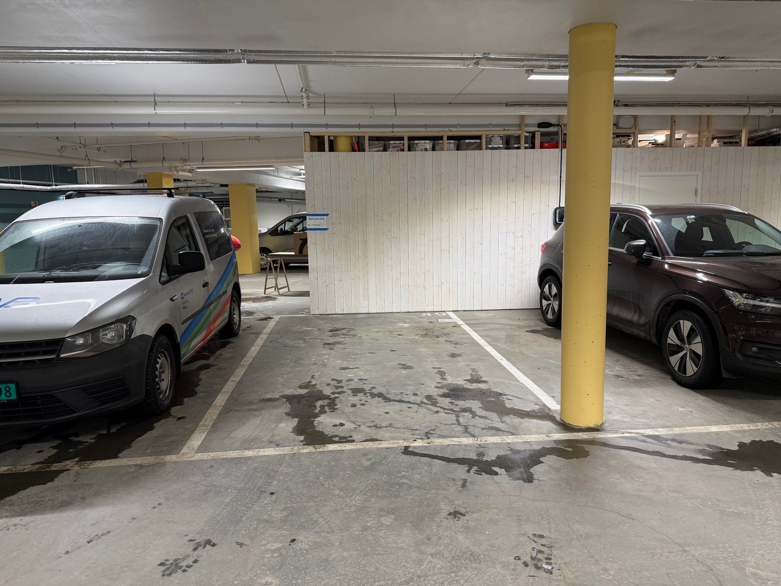 P-plass i parkeringskjeller medfølger Galleribilde