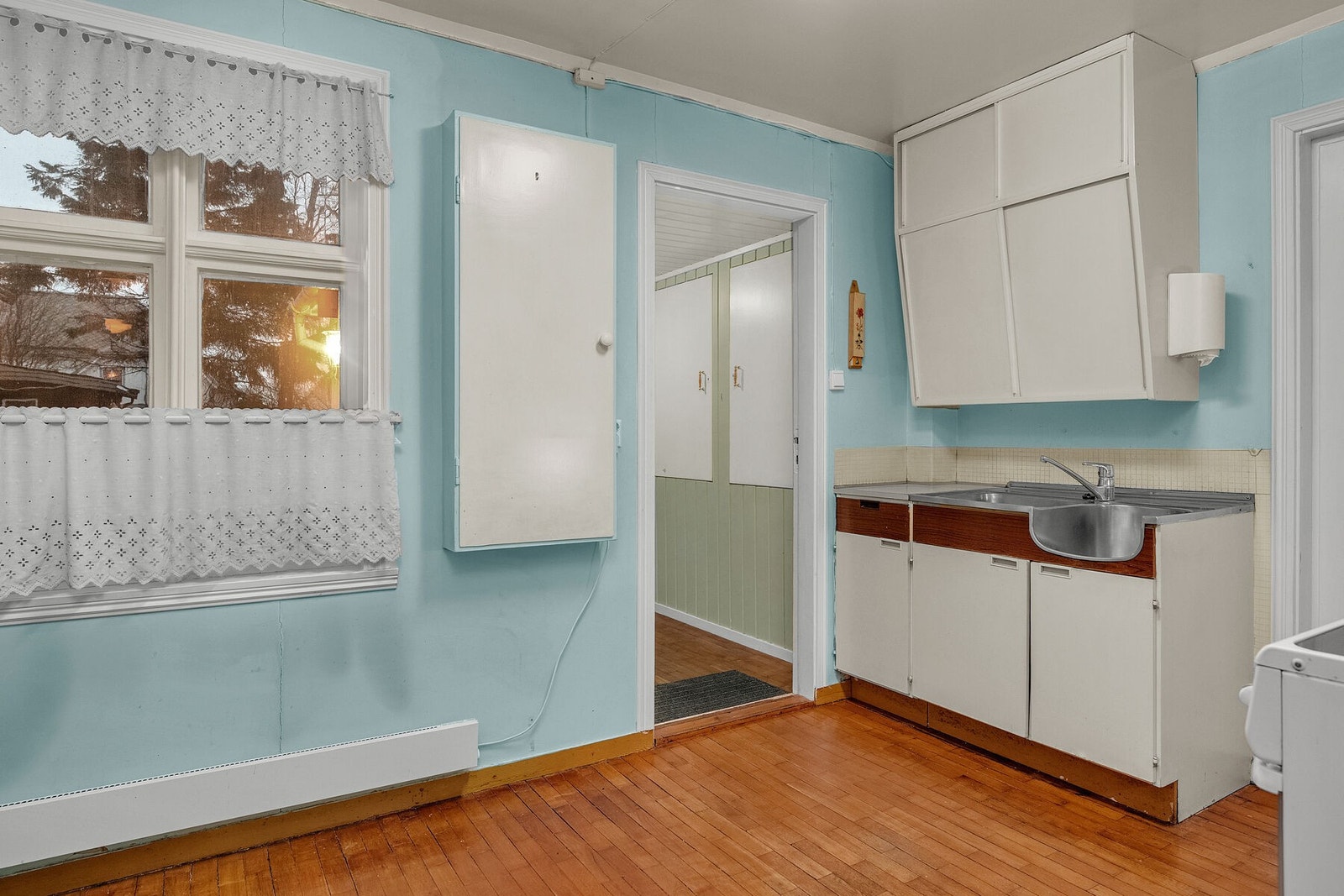 Kjøkken er "litt sånn retro" :) Galleribilde