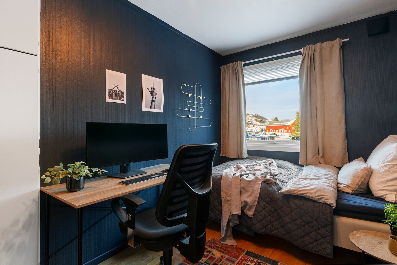 Soverom 3 er oppmålt til 10,7 kvm. Galleribilde