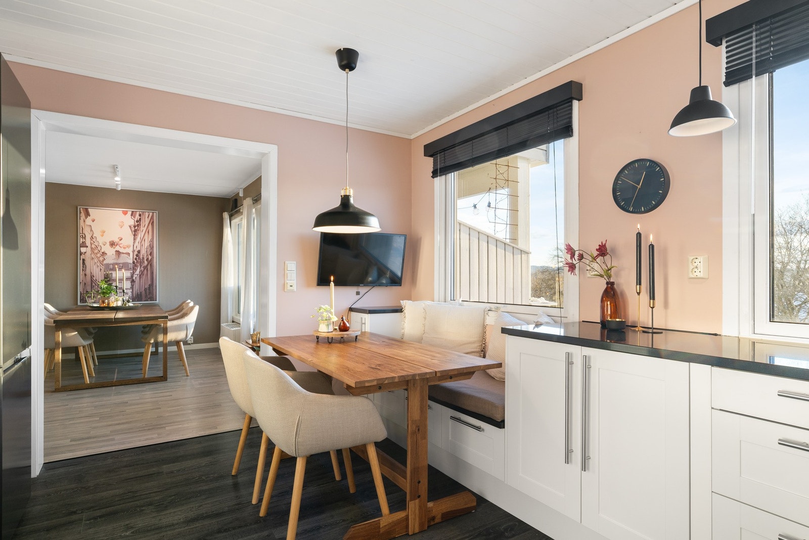 Benkeplate i solid granitt. Galleribilde