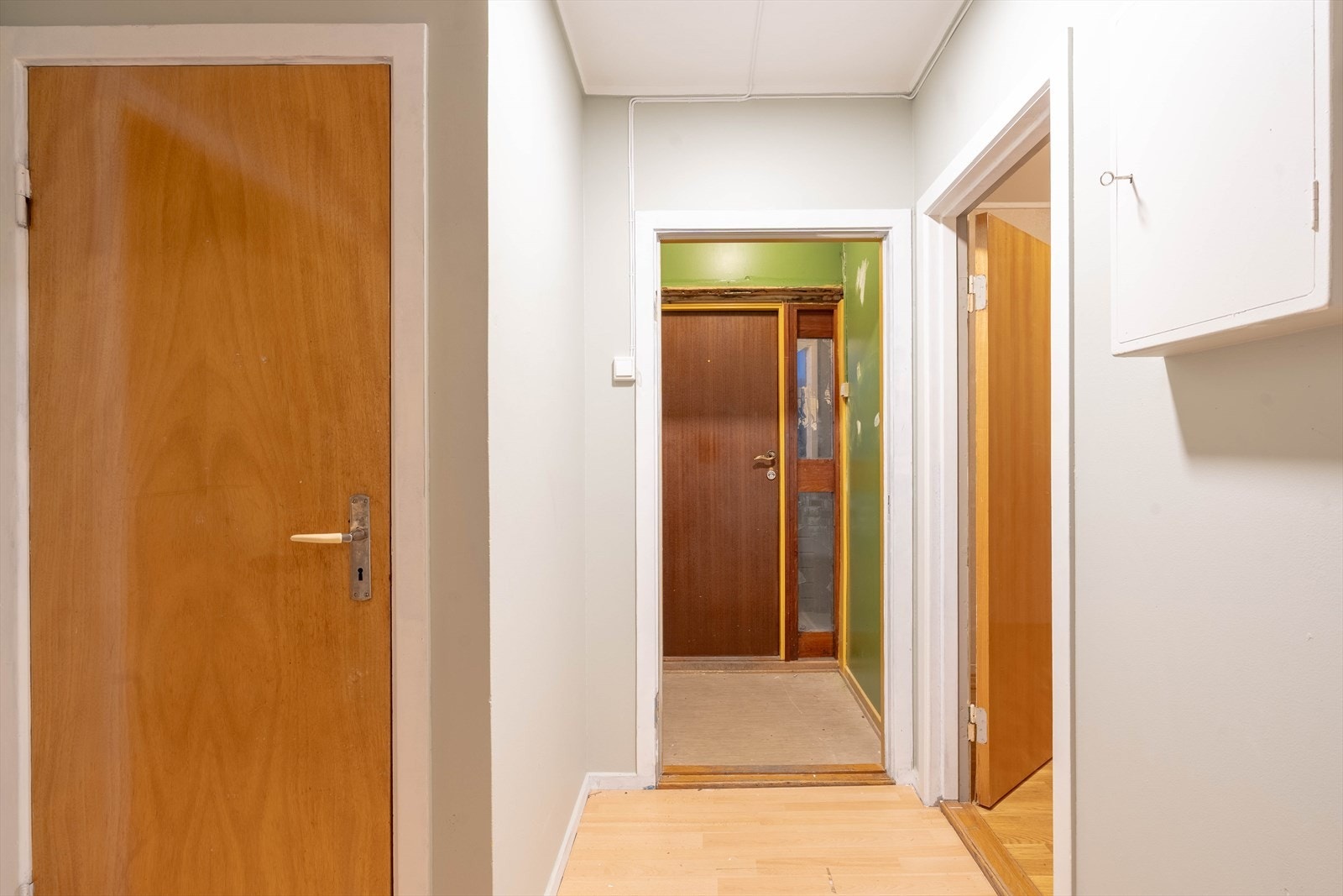 Hall sett som entre/gang Galleribilde