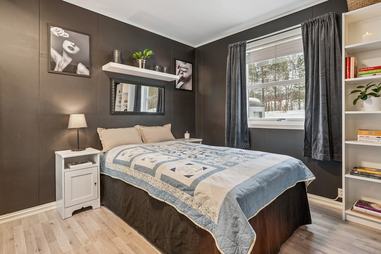 Soverom nr. 2 måler ca. 10,5 kvm. Galleribilde