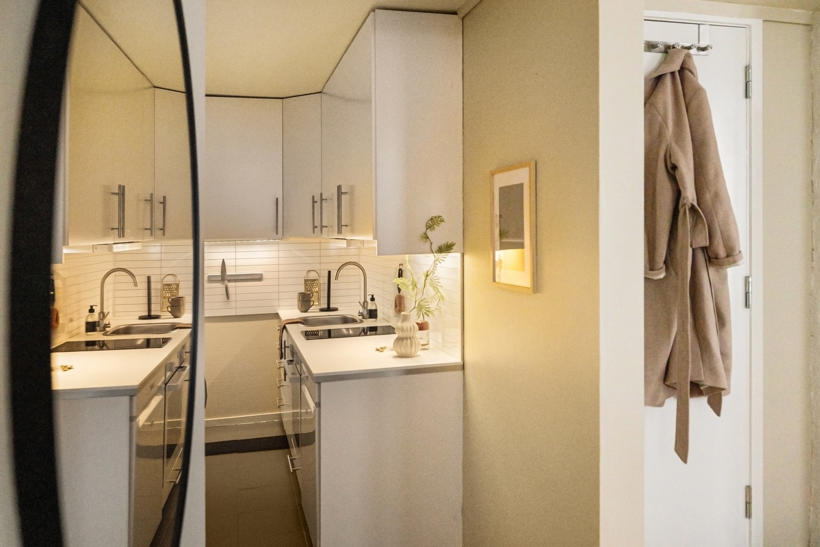 Som prikken over i-en er det gulvvarme i alle rom, noe som gir høy bokomfort året rundt - særlig verdsatt i Bergens klima. Galleribilde