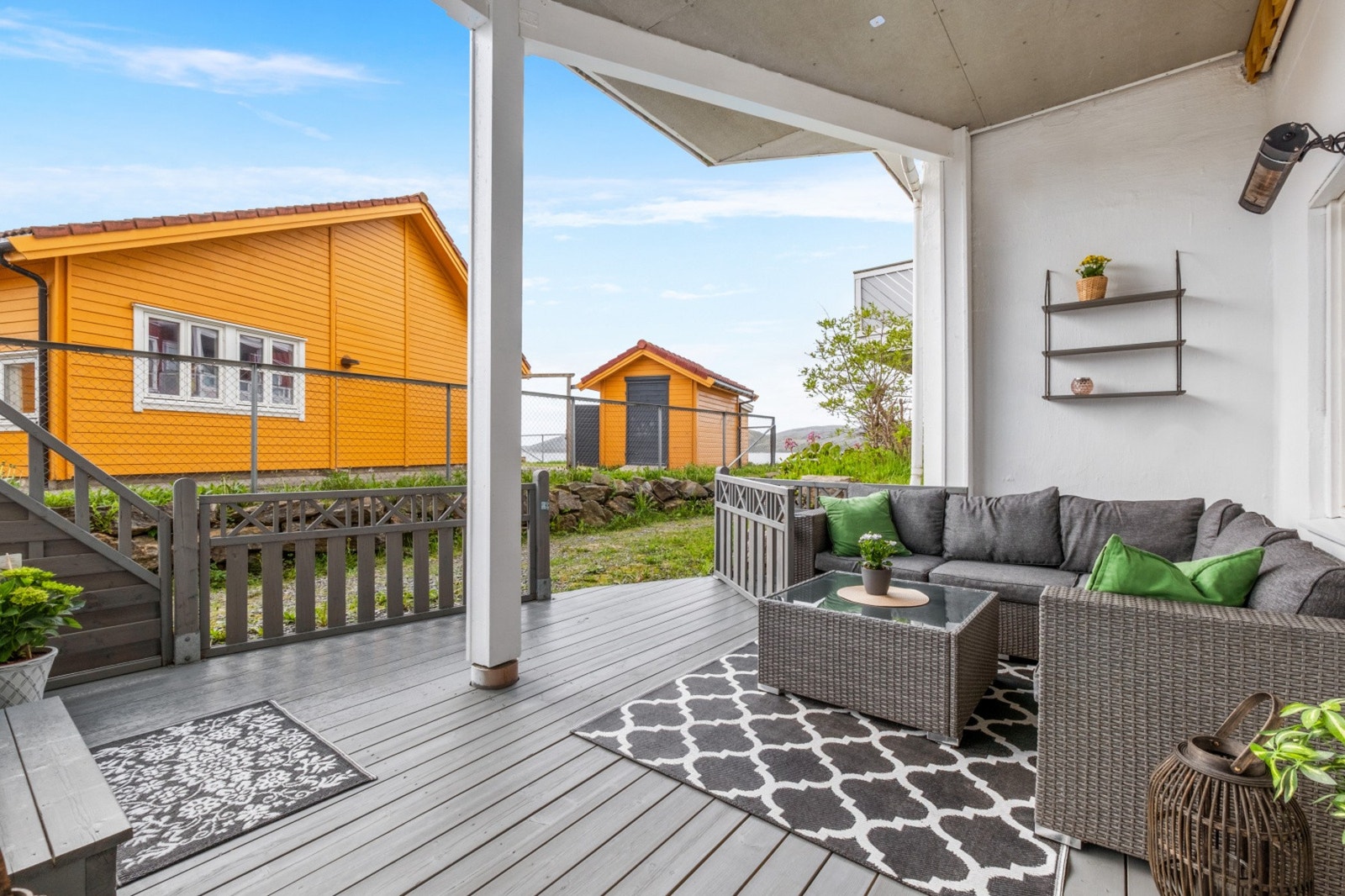 Terrassen fungerer som en forlengelse av stuen. Galleribilde