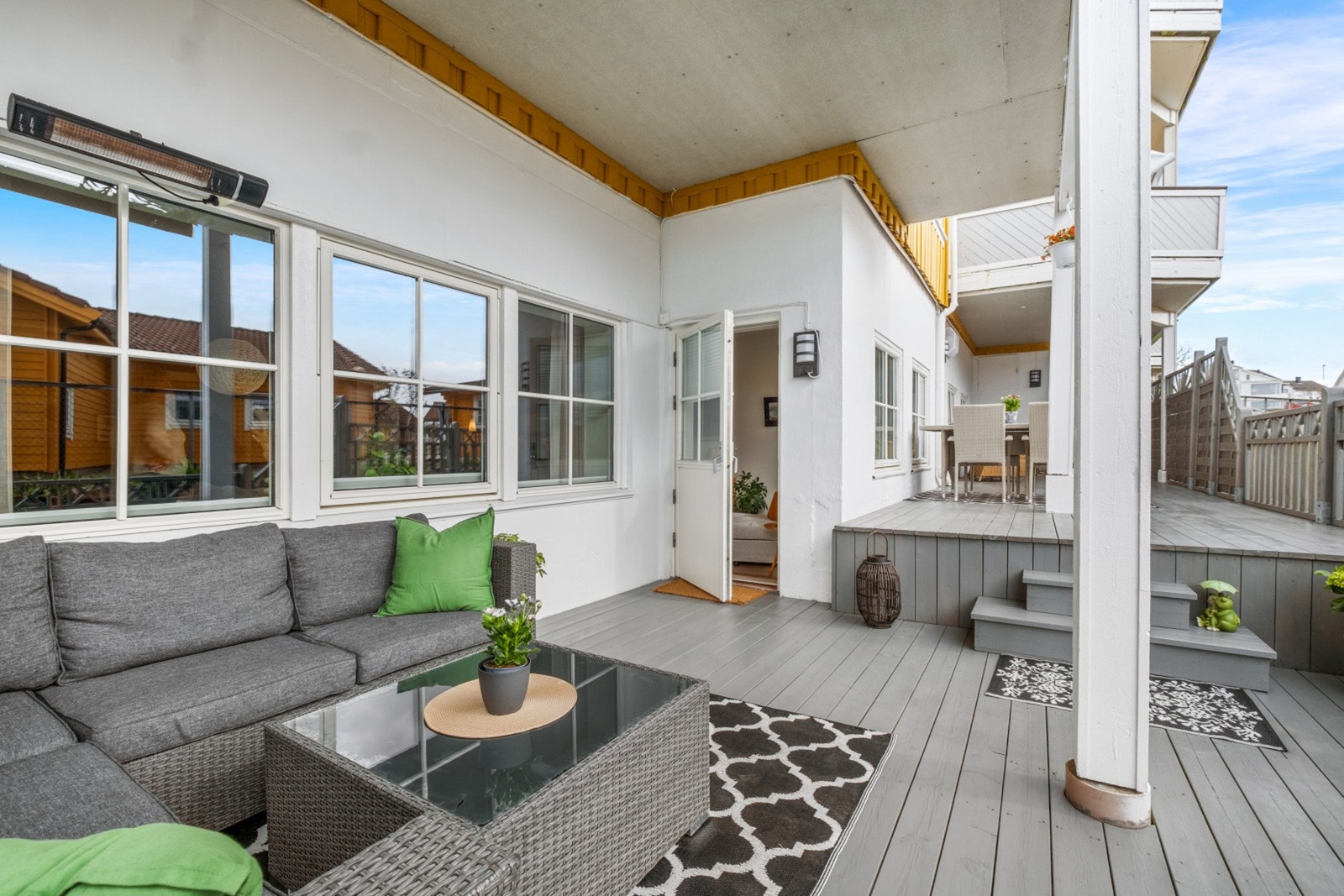 Det er etablert utelys med strømkontakt. Galleribilde