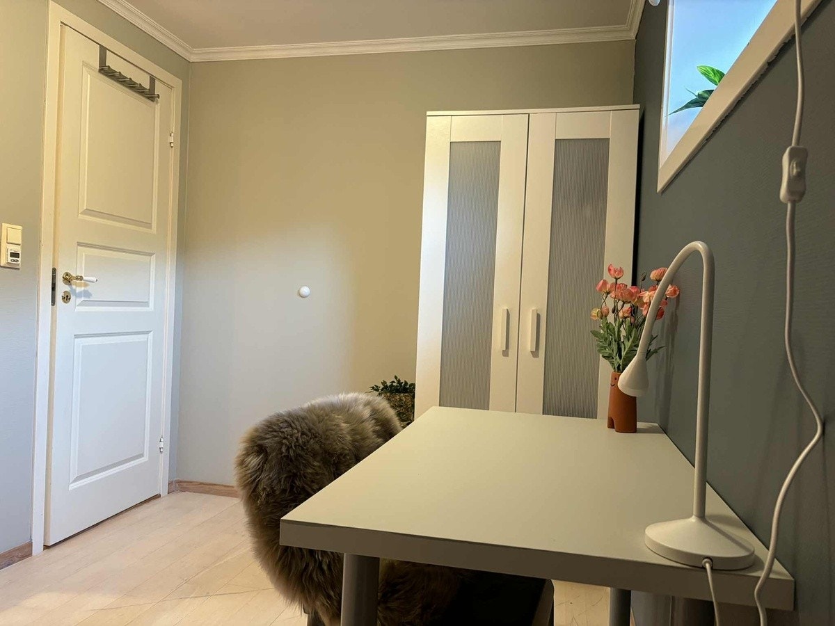 Soverom 1, 9m2, ledig fra 1/4 2026 Galleribilde