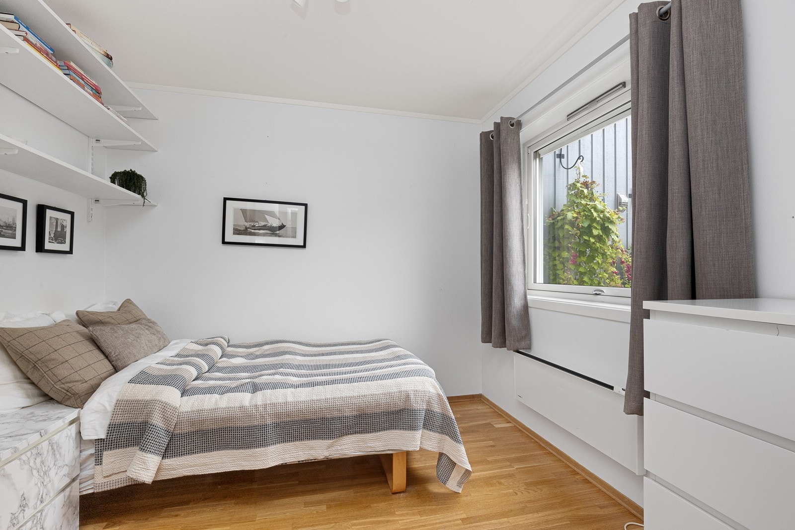 Soverom 1 Galleribilde