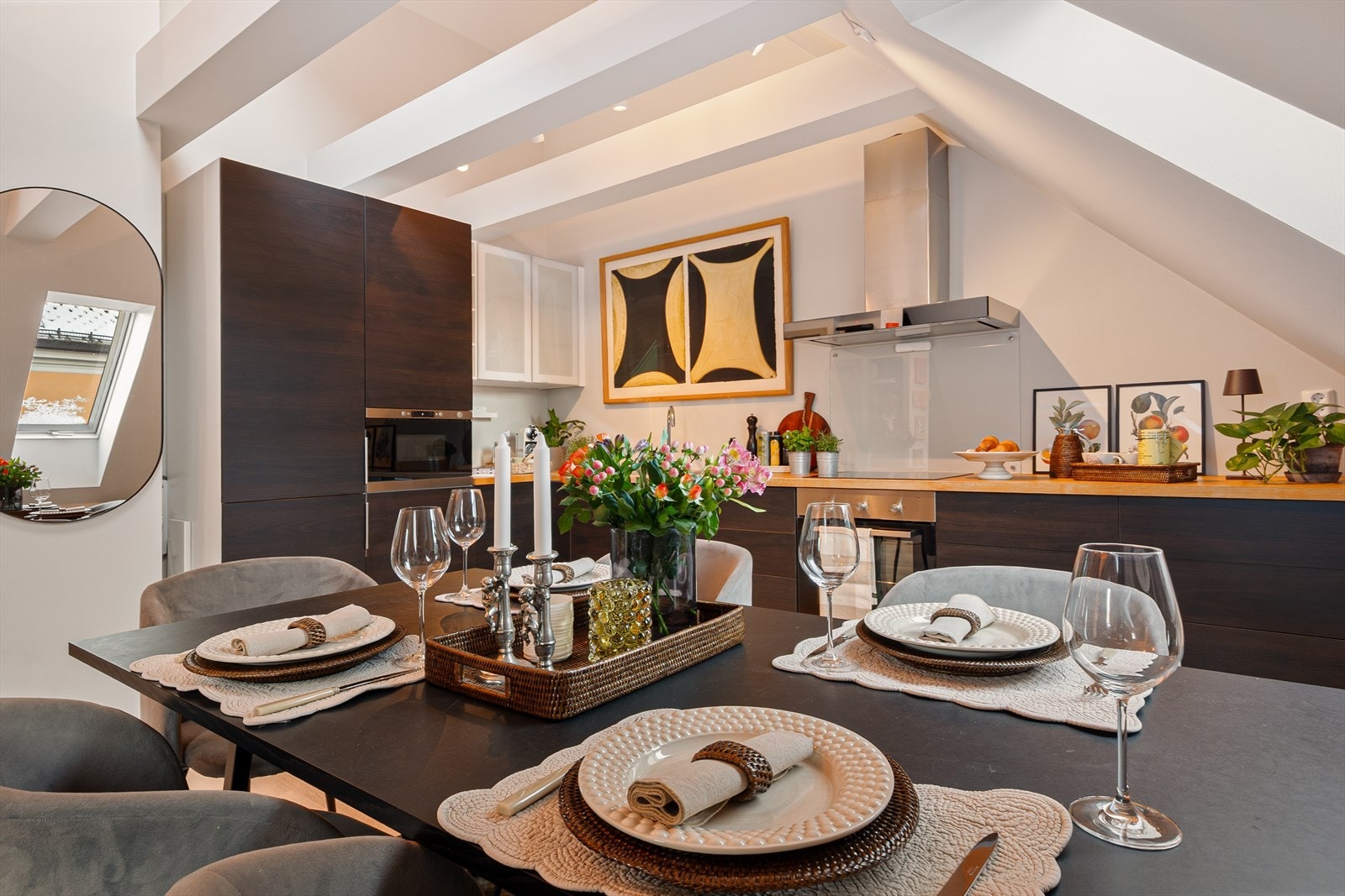 Hele leiligheten var nymalt høsten 2021. Galleribilde