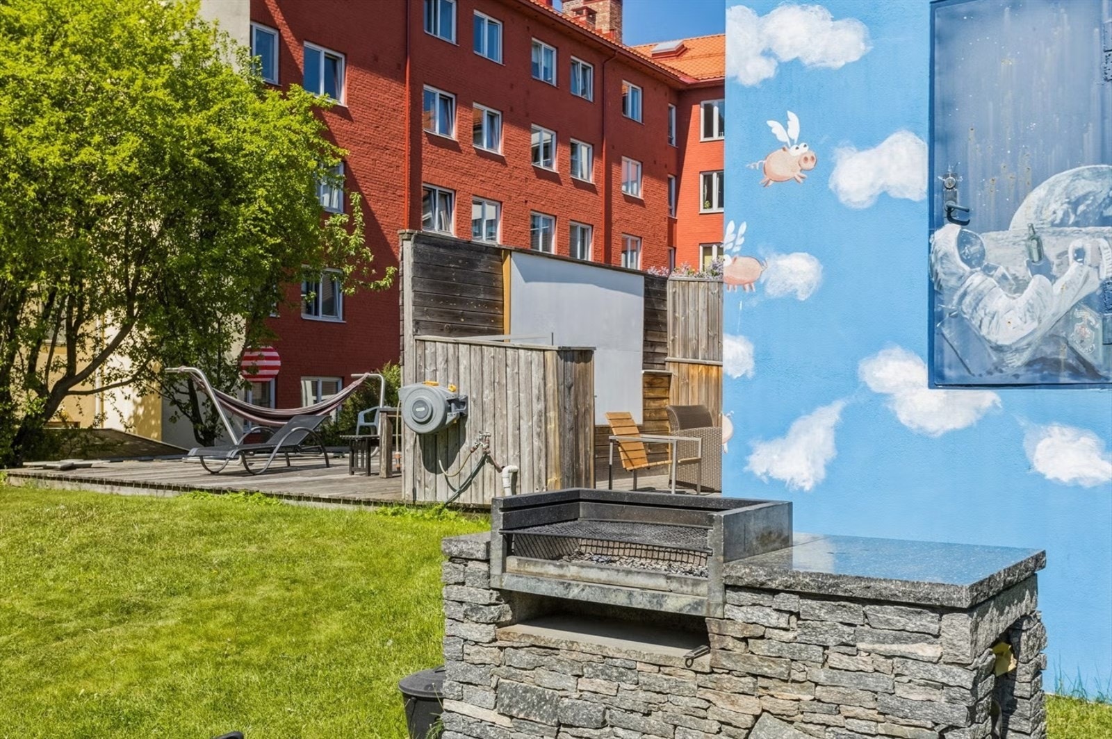 Det er også mulighet til å bruke felles kullgrill Galleribilde