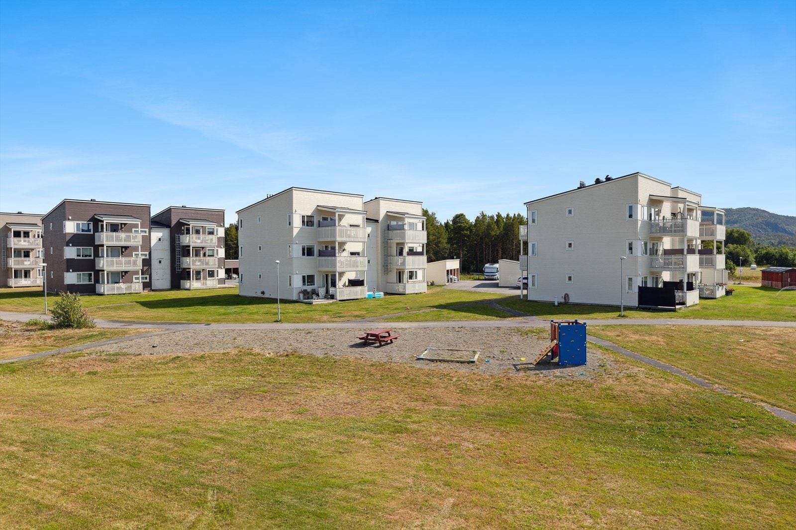 Velkommen til Aronnes Hageby og Trollbærveien 6B! Galleribilde