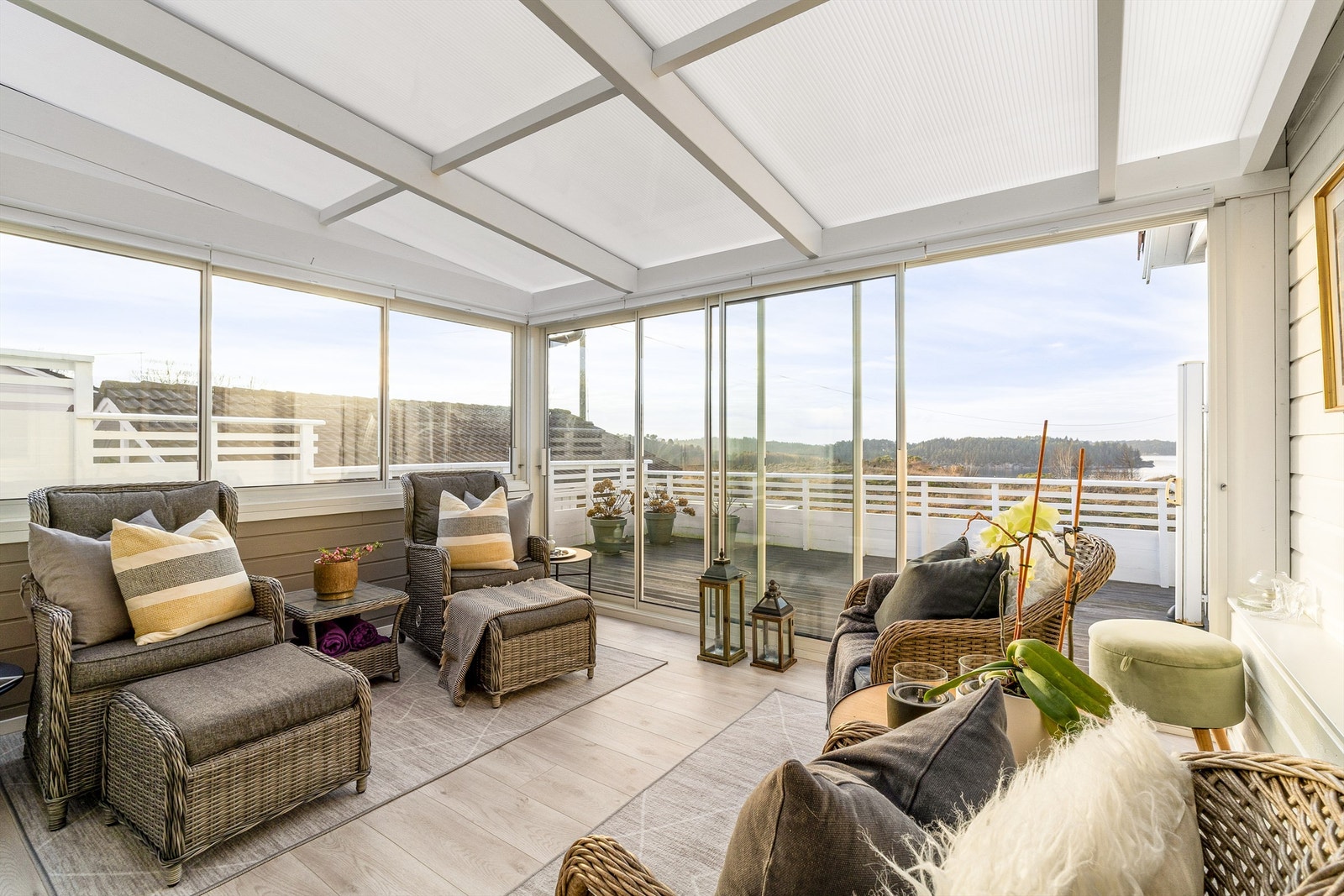 En herlig hagestue som forlenger utesesongen. Galleribilde