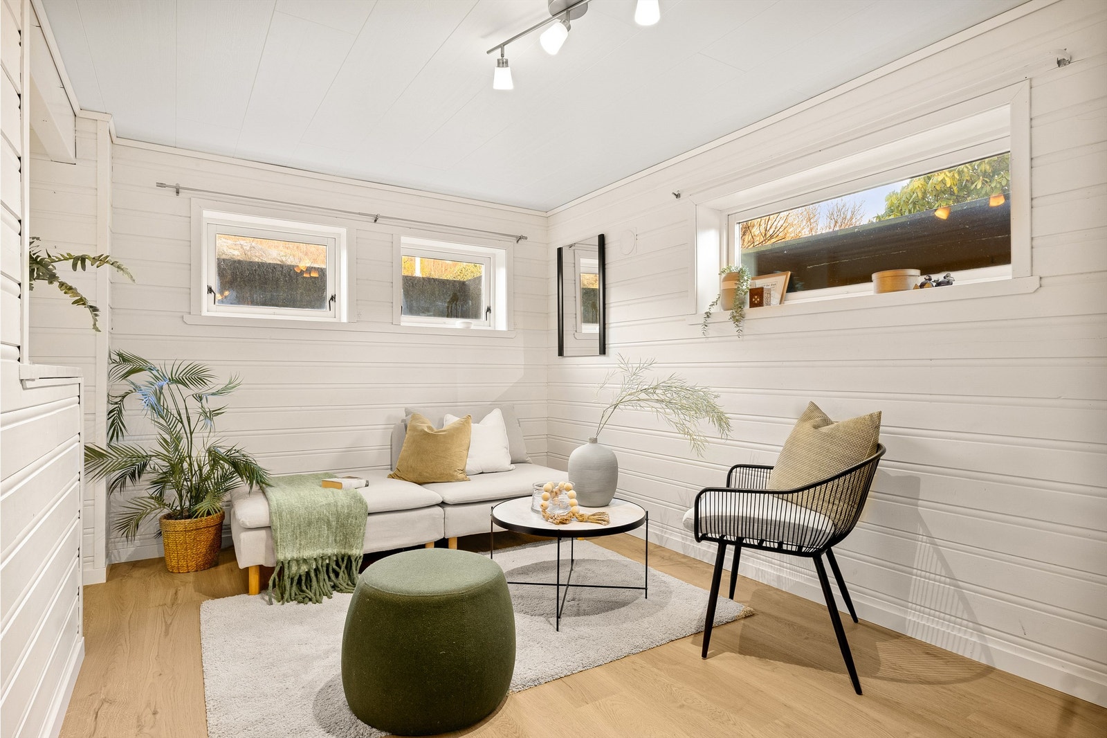 Underetasje er opprinnelig byggemeldt som blindkjeller og er ikke godkjent til varig opphold. Galleribilde