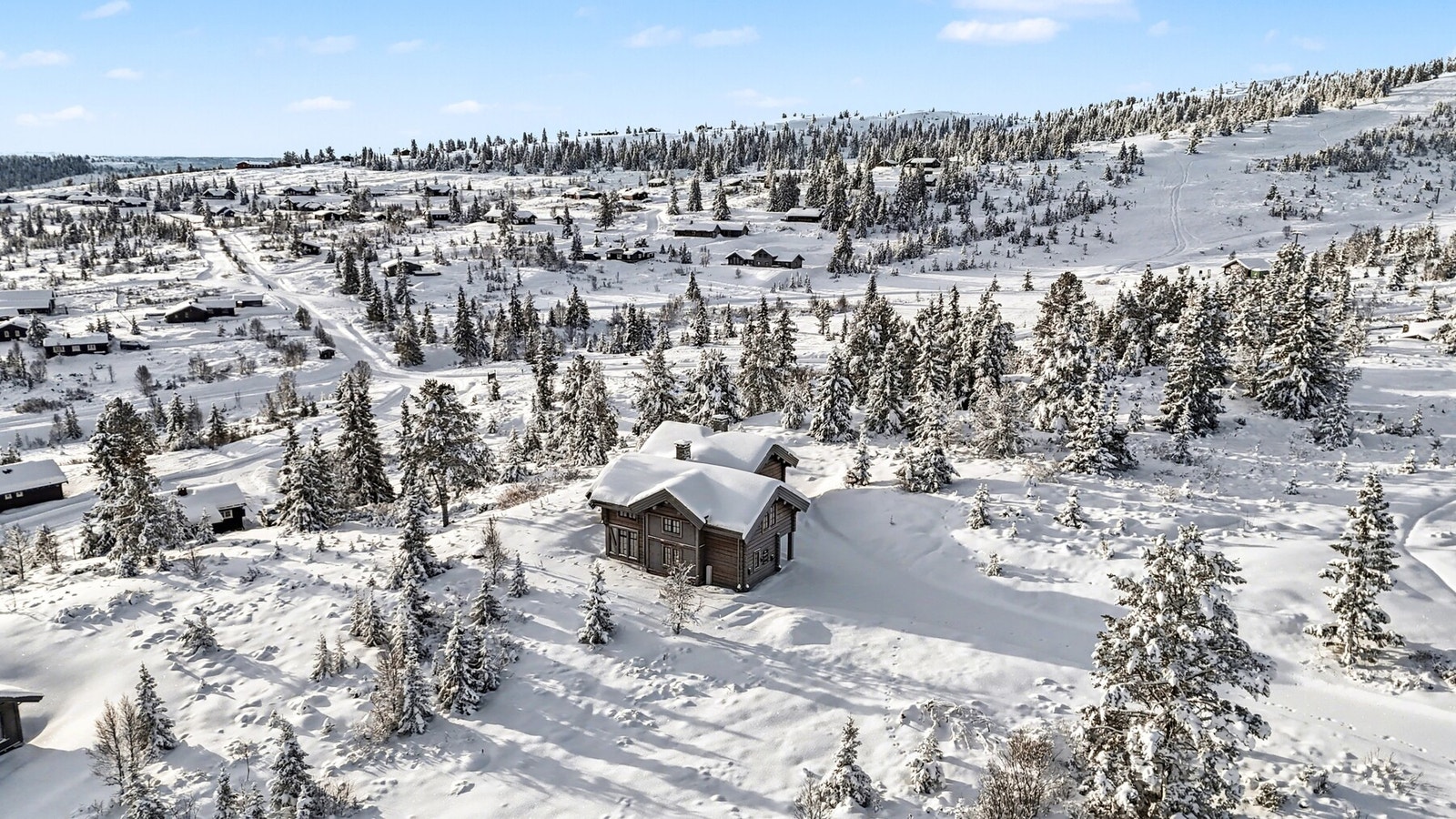 Nyt stillheten og naturen - her bor du midt i det vakre landskapet. Galleribilde
