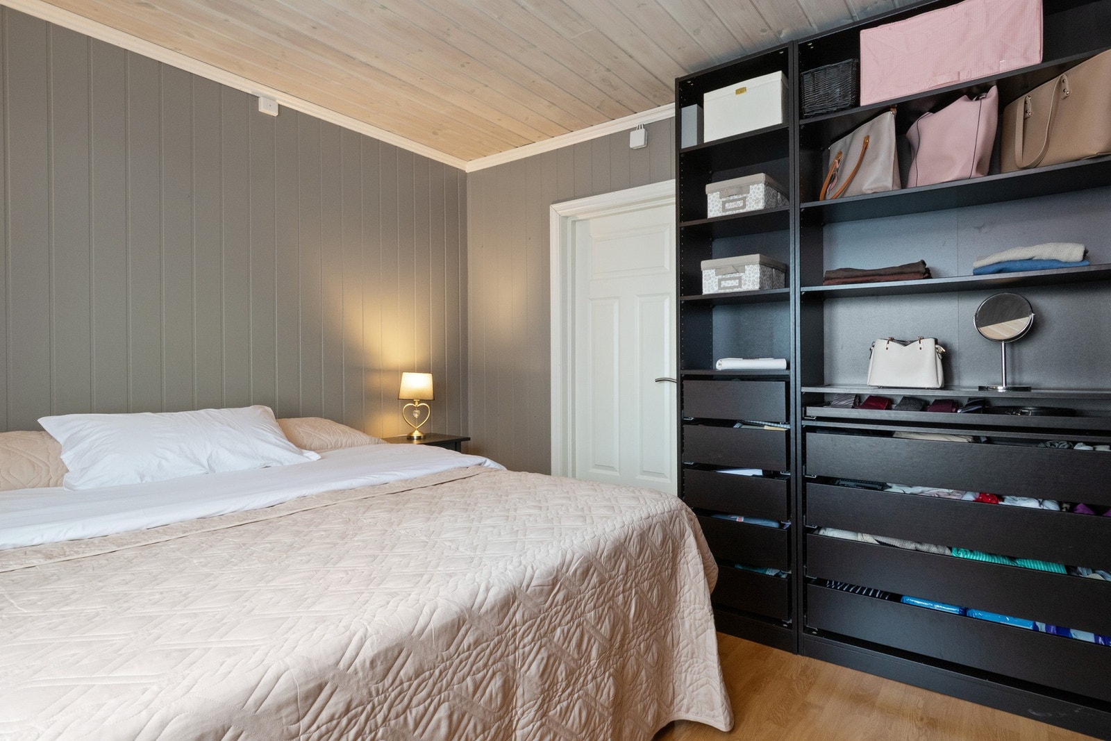 Eiendommens hovedsoverom Galleribilde