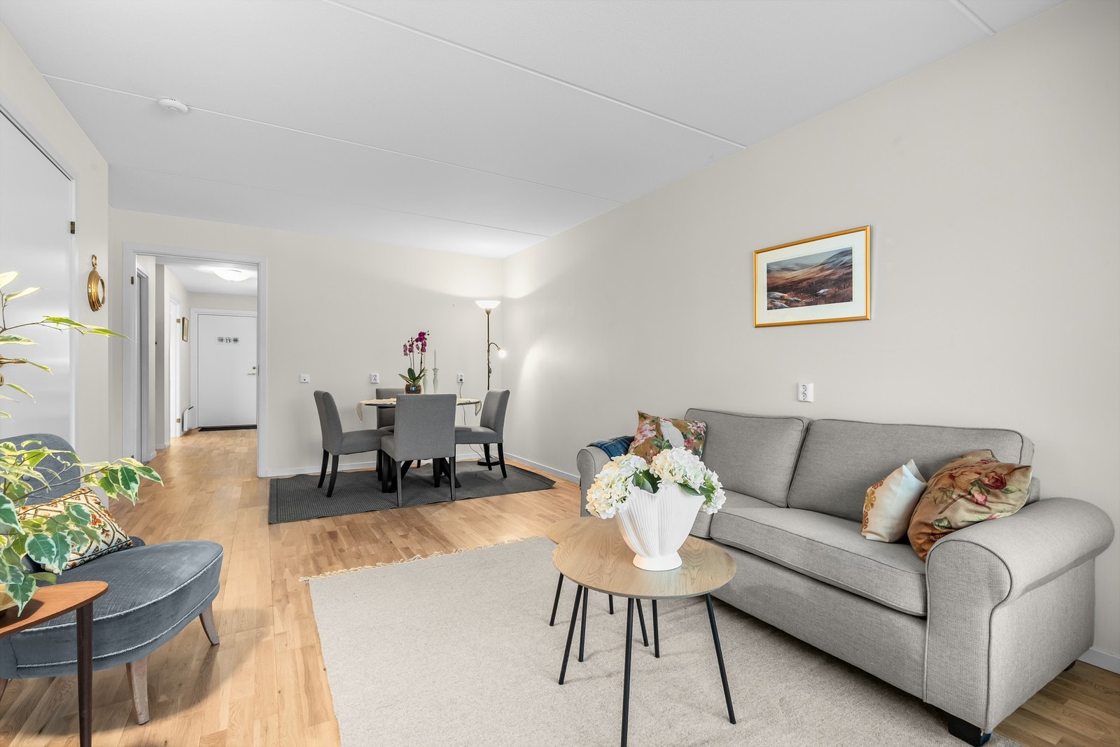 Vi tar turen inn igjen. Galleribilde