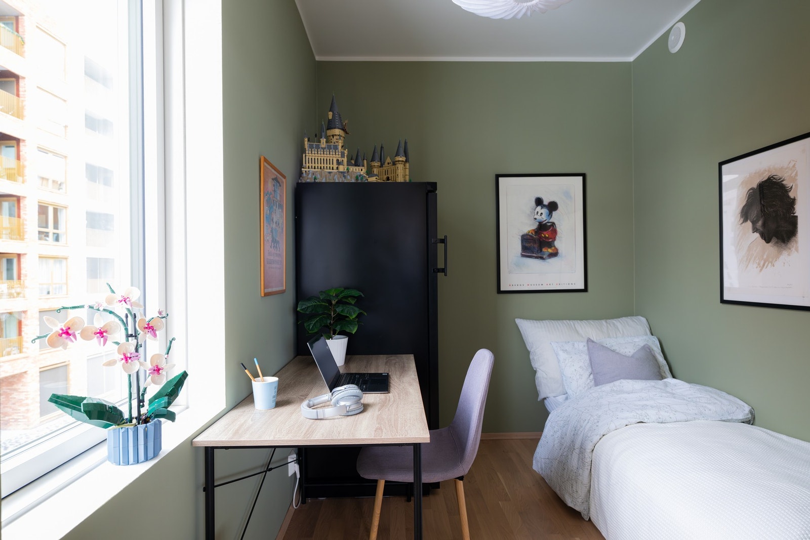 Perfekt som barnerom, gjesterom og/eller kontor - alt etter ønske og behov. Galleribilde