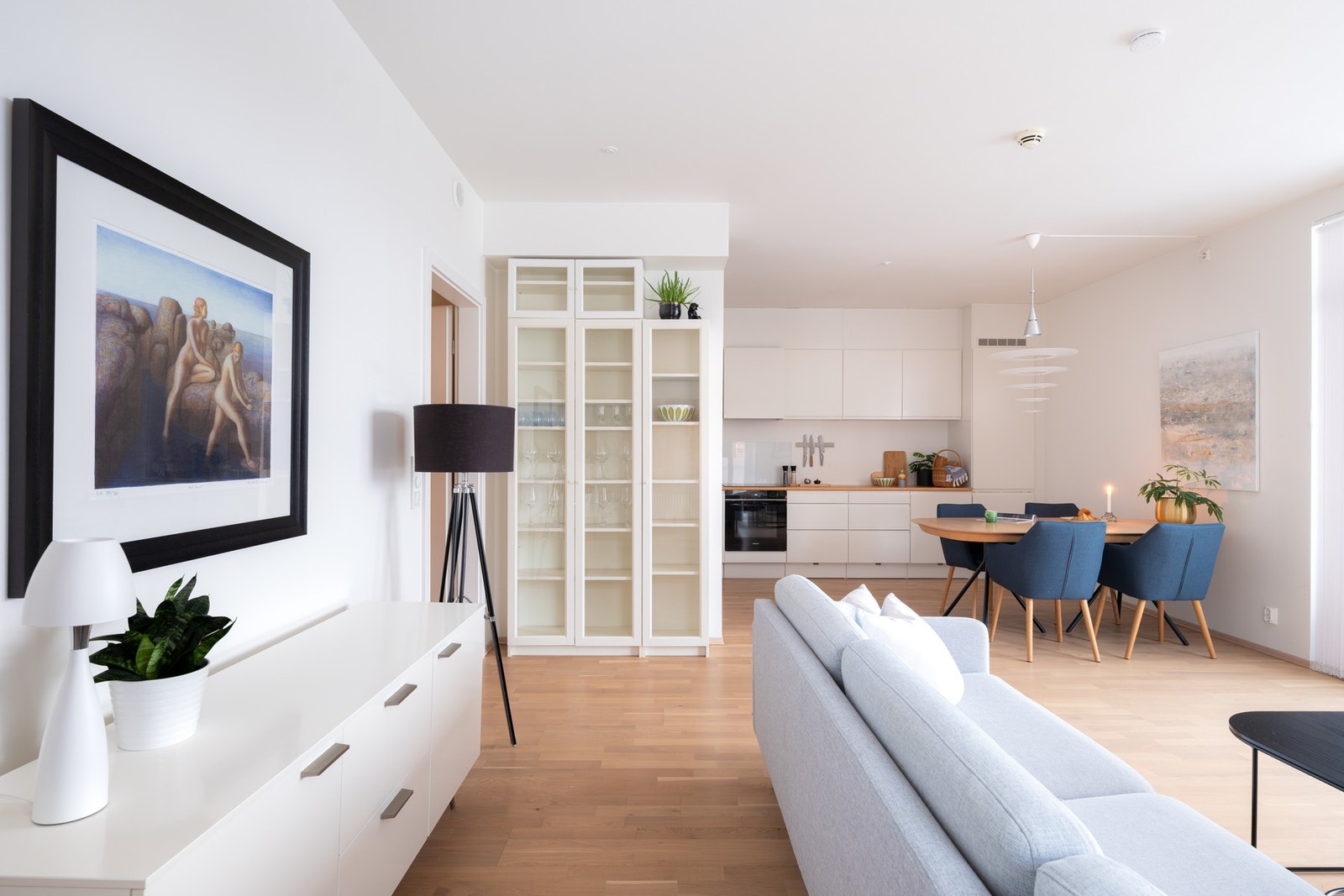 Leiligheten sto innflytningsklar i 2017. Her er det bare å ta med seg møblene og flytte rett inn! Galleribilde