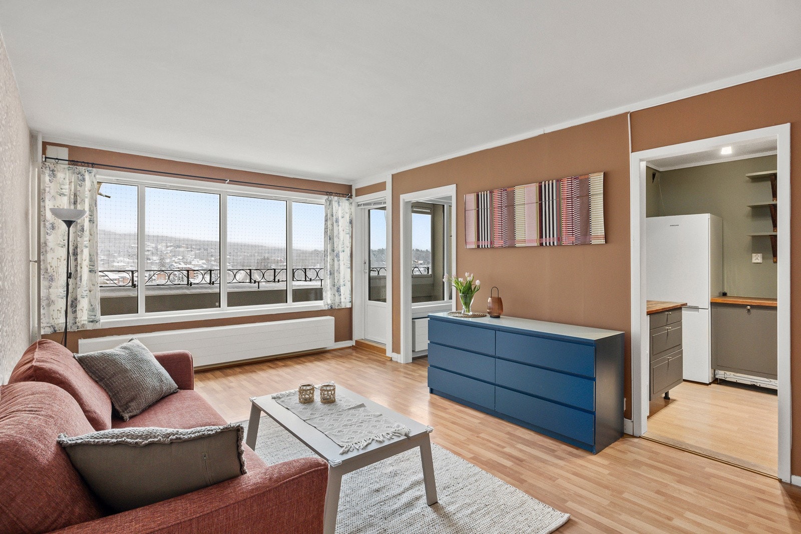 Velkommen til Nåkkves vei 5! Presentert av Birgitte Græsholt. Fotograf: Junaid Hanif. Galleribilde