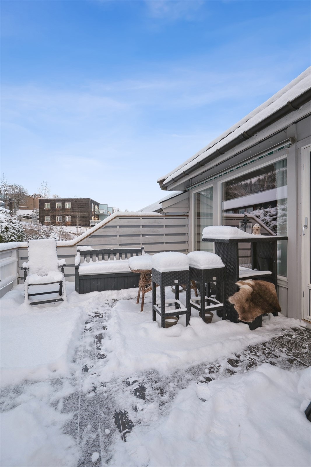 Her er det god plass til utemøbler. Galleribilde