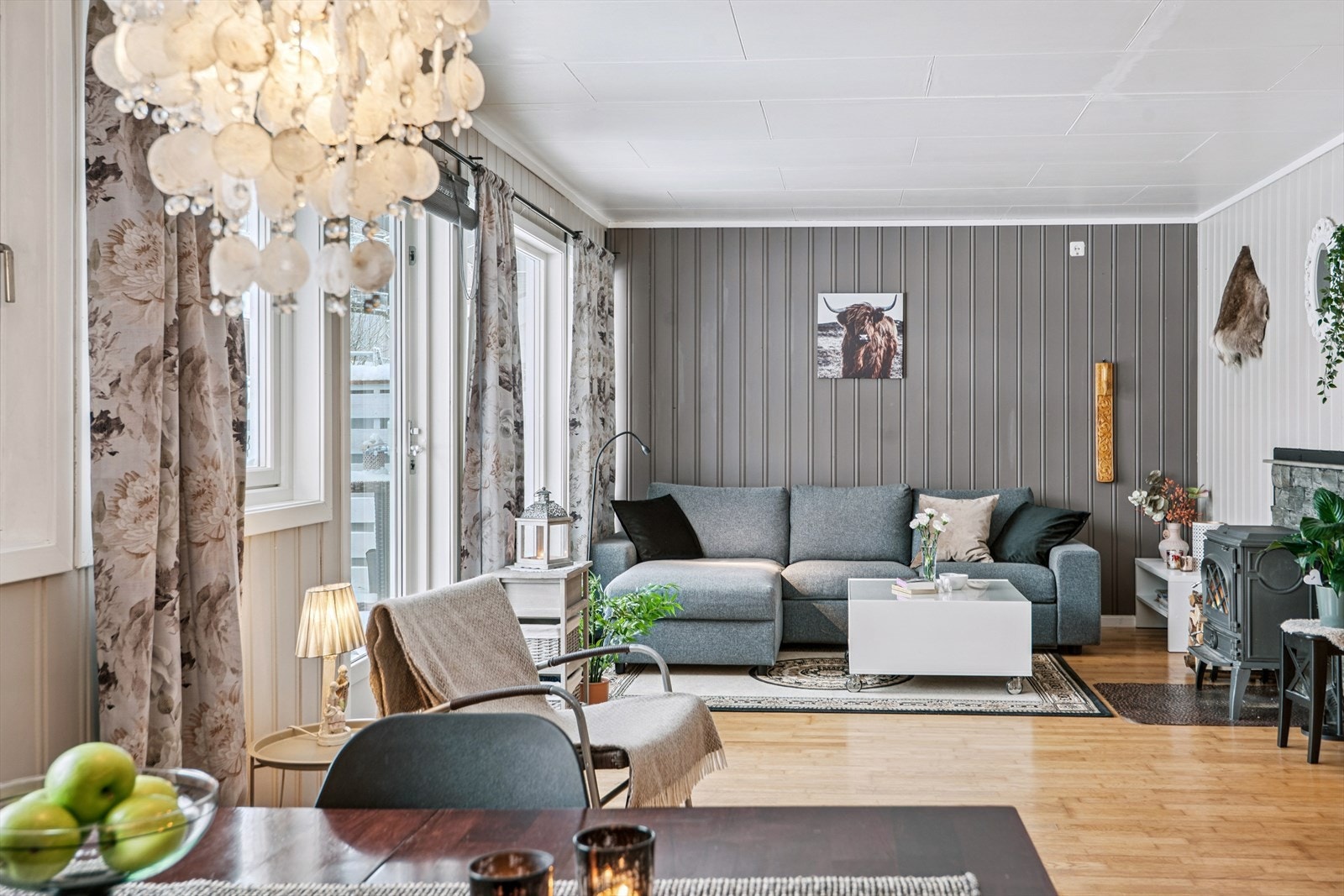 Delvis åpen løsning sørger for en god og luftig atmosfære. Galleribilde