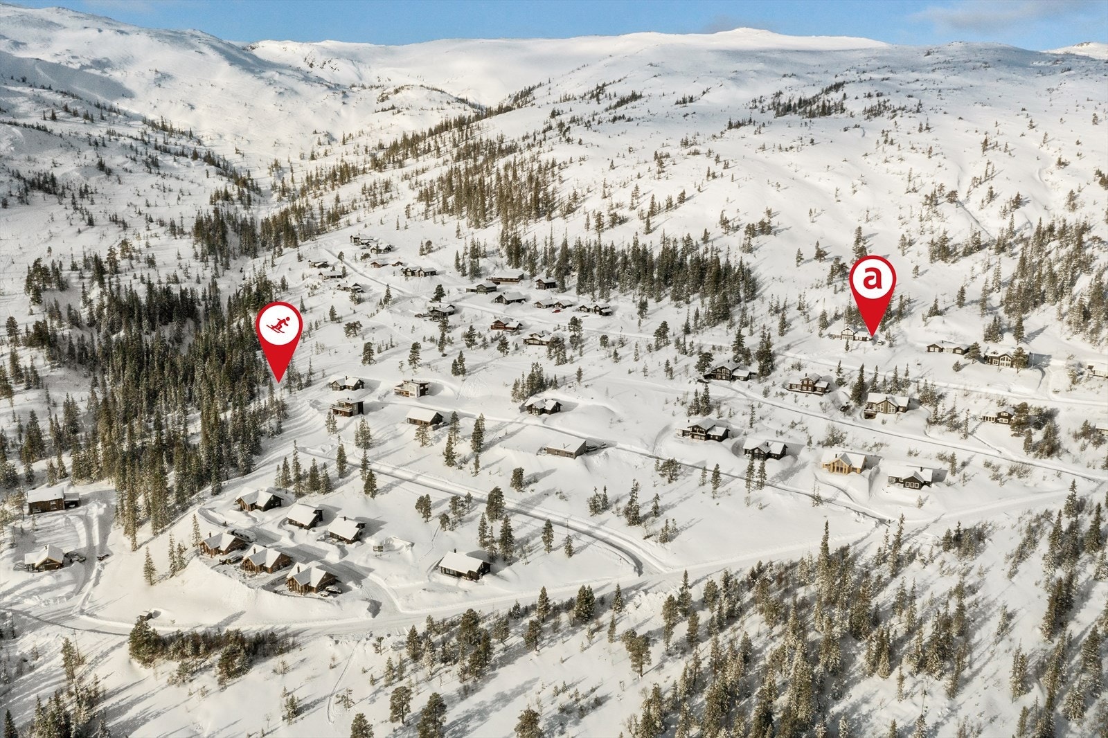 Dronebilde over hyttefelt (2023). Kort vei bort til transportløype ned til anlegget. Galleribilde