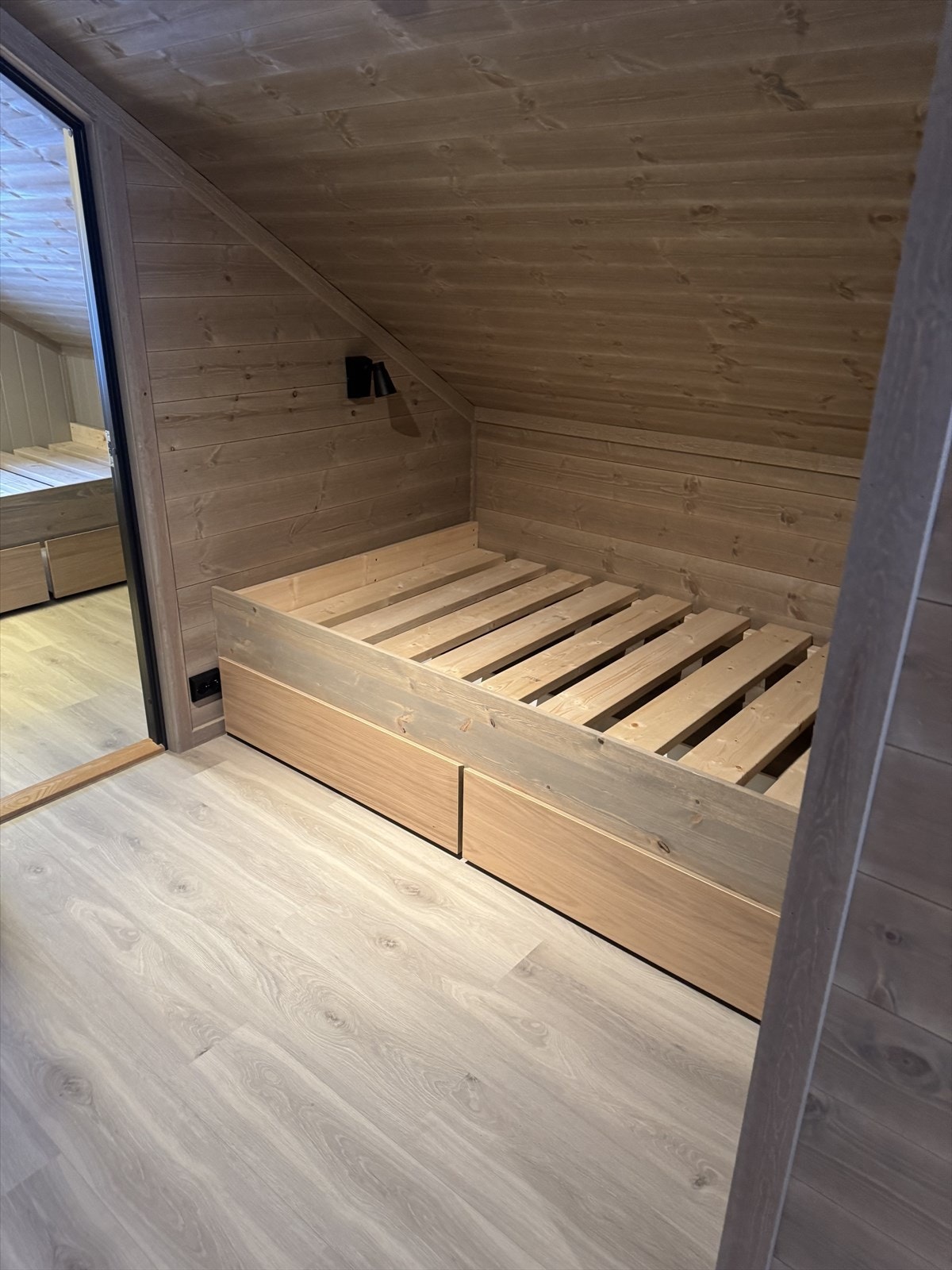 Sovealkove mellom stuen og soverommene. Galleribilde