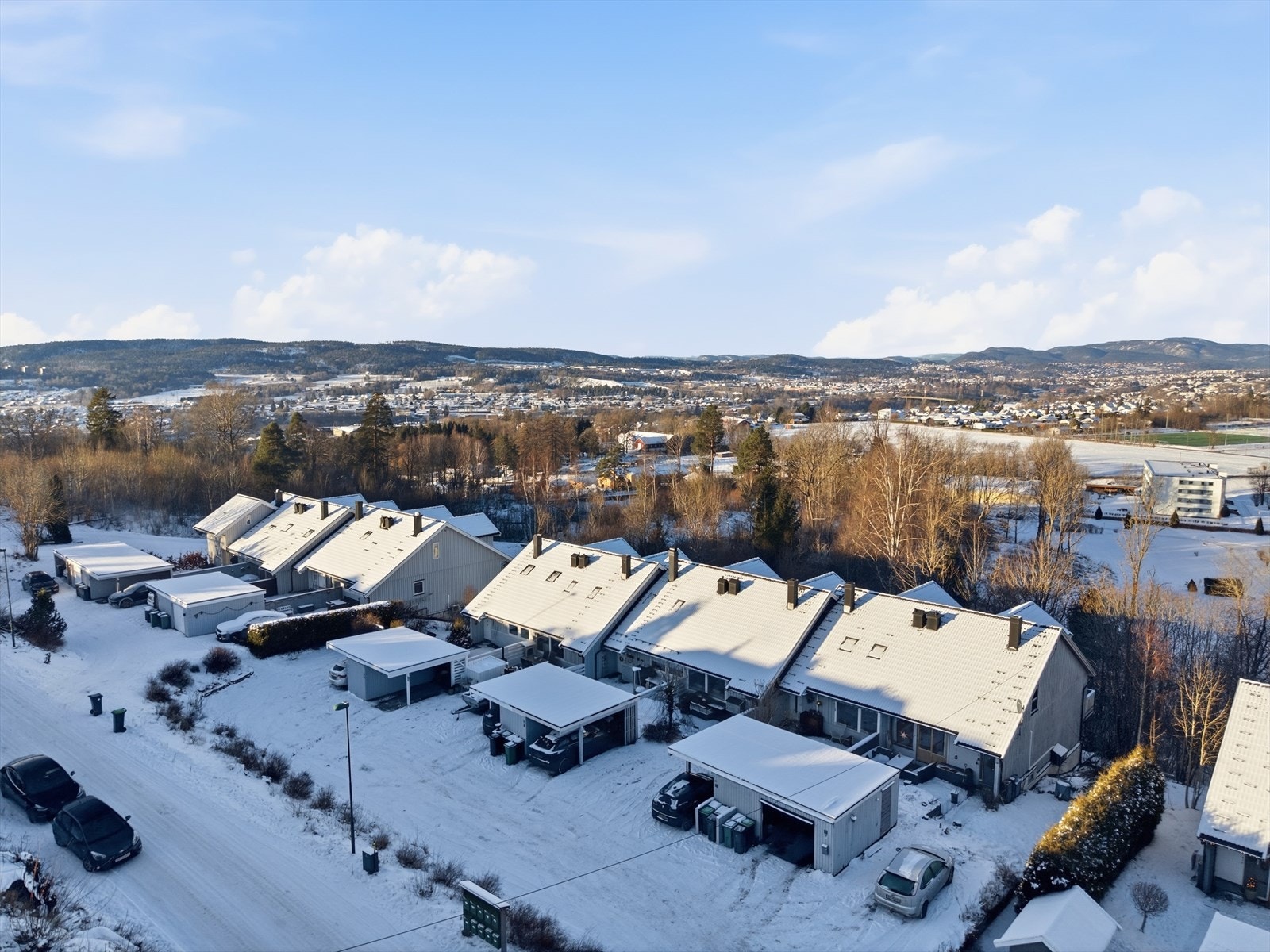 Kort vei til idrettsanlegget på Borg Galleribilde