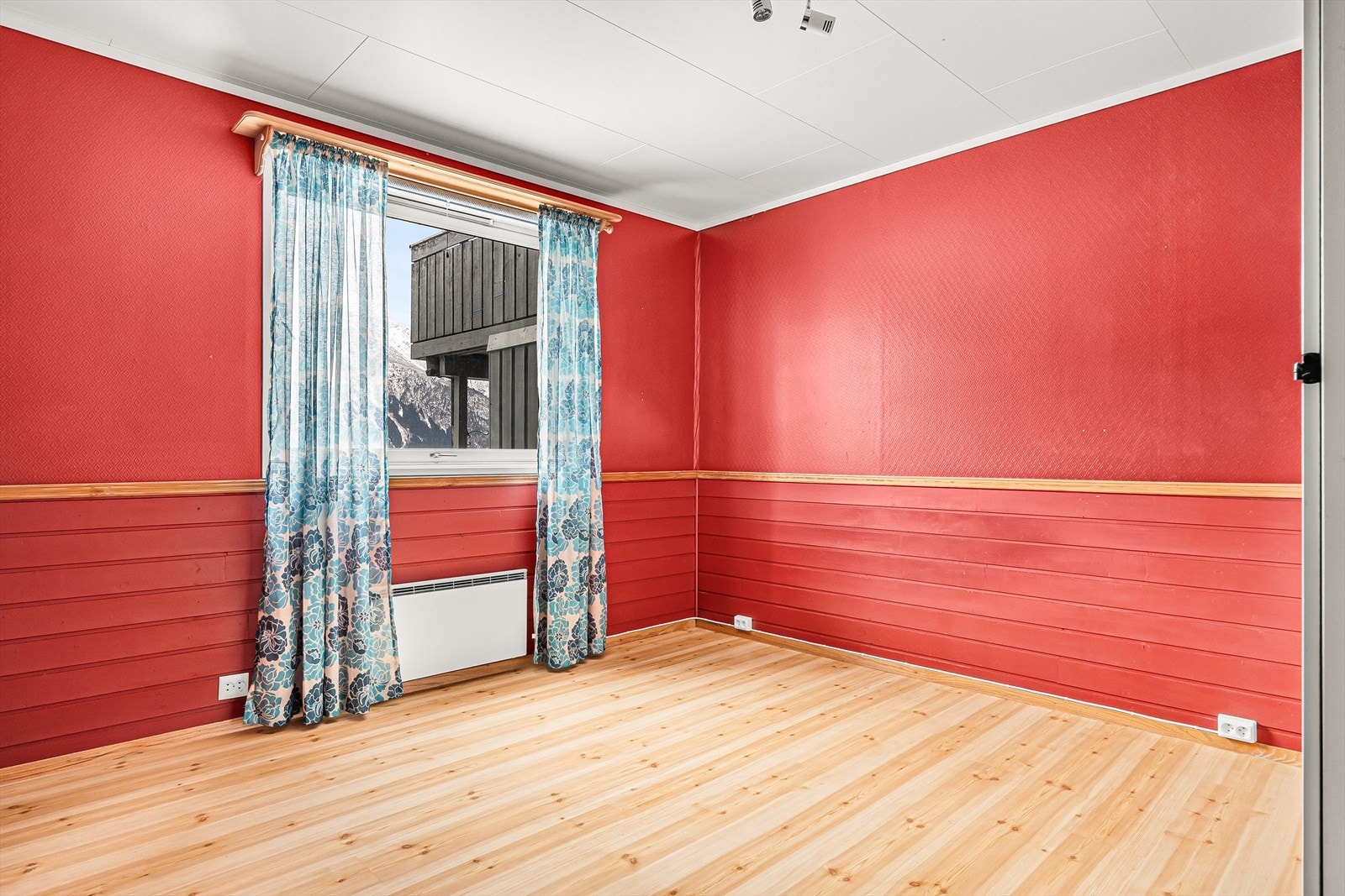 Soverom 1.etasje. Galleribilde